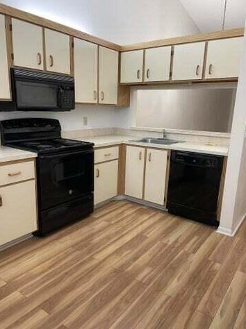 104 Moccasin Trl, Jupiter FL  33458-7645 exterior