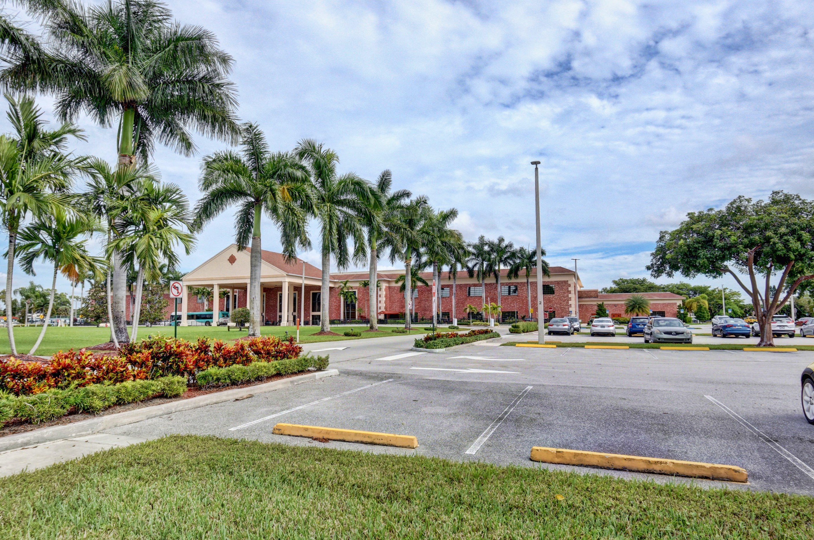 270 Suffolk G, Boca Raton FL  33434-2462 exterior