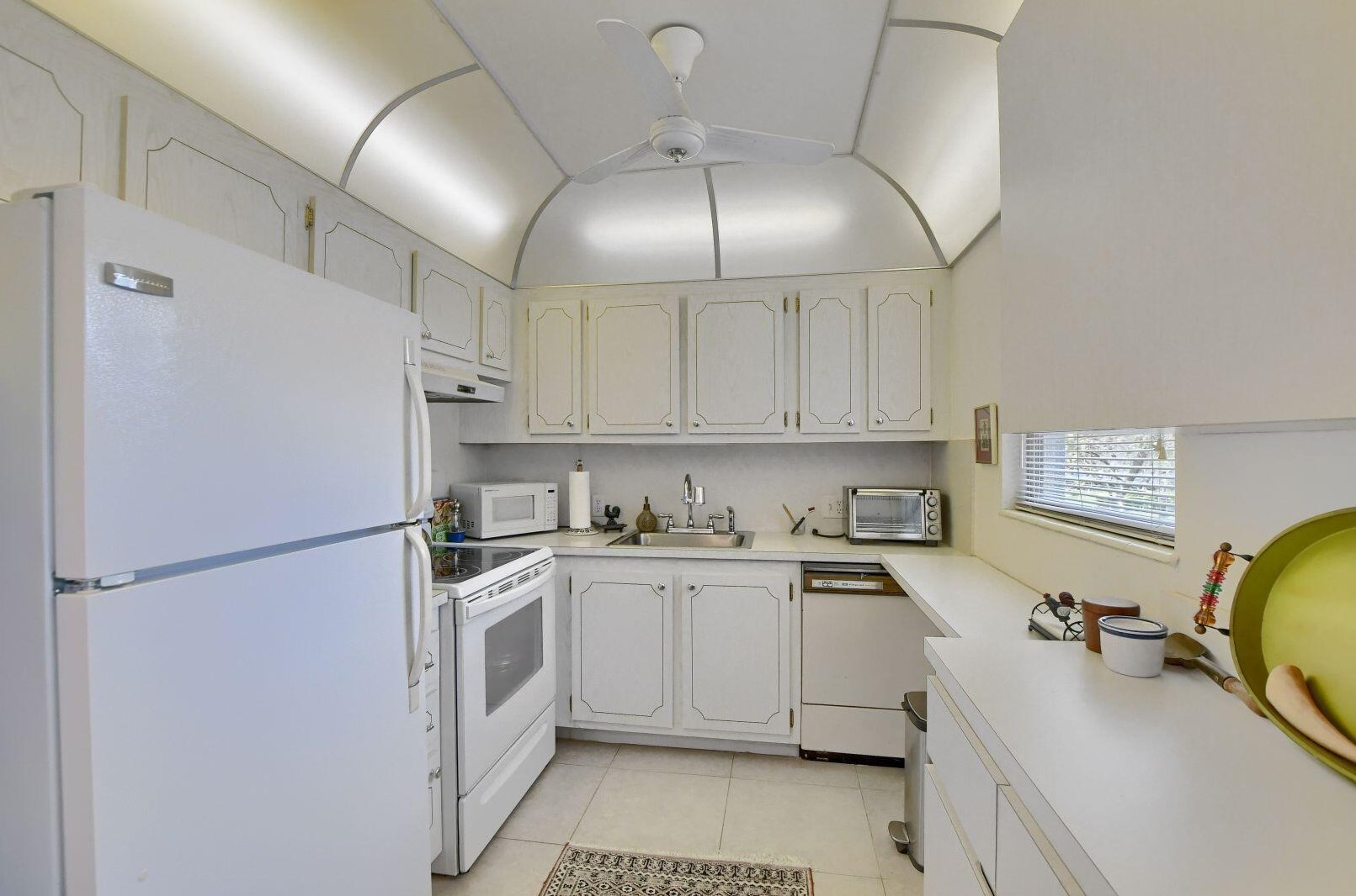 270 Suffolk G, Boca Raton FL  33434-2462 exterior