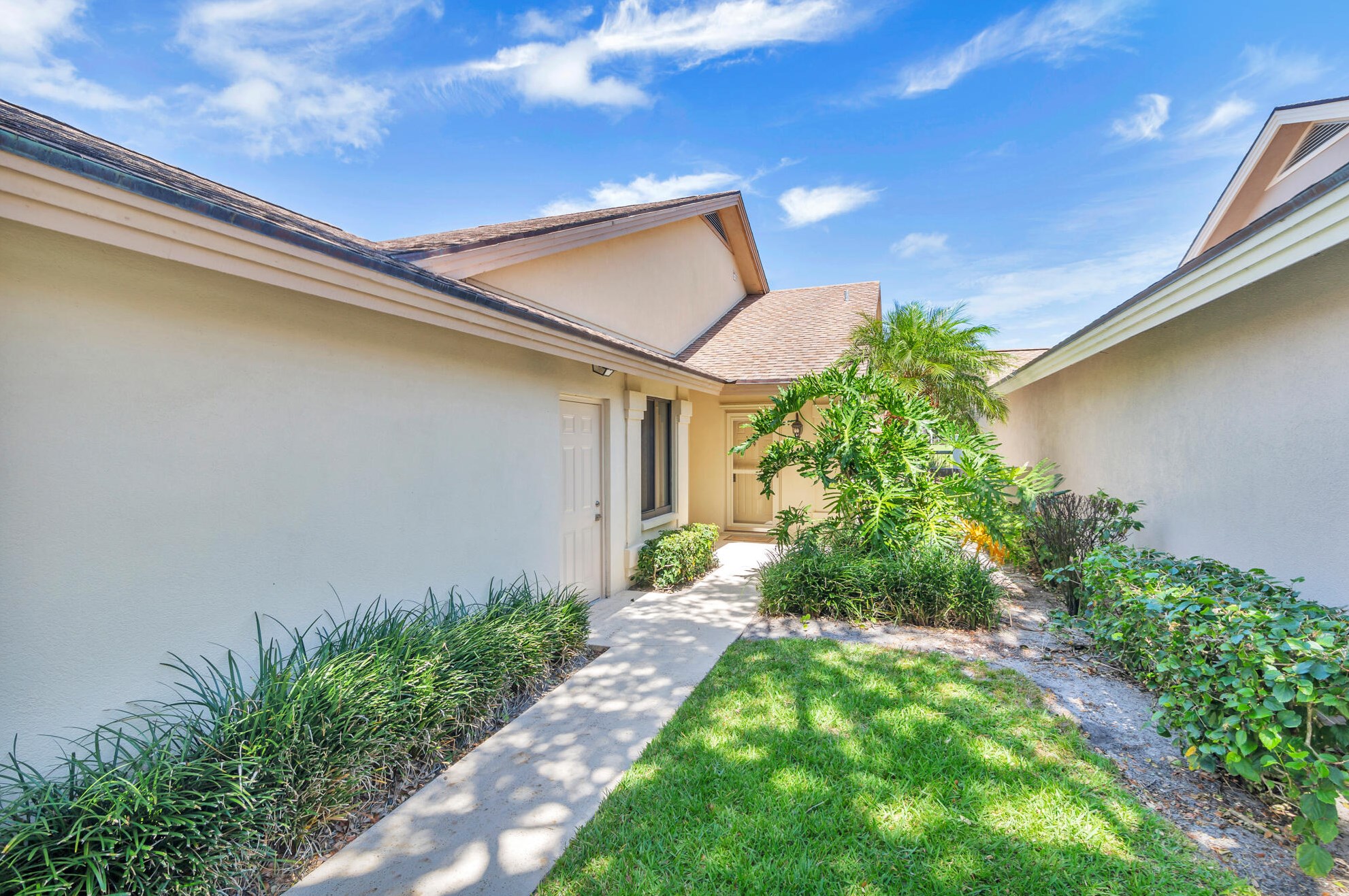 233 River Park Dr, Jupiter FL  33477-9326 exterior