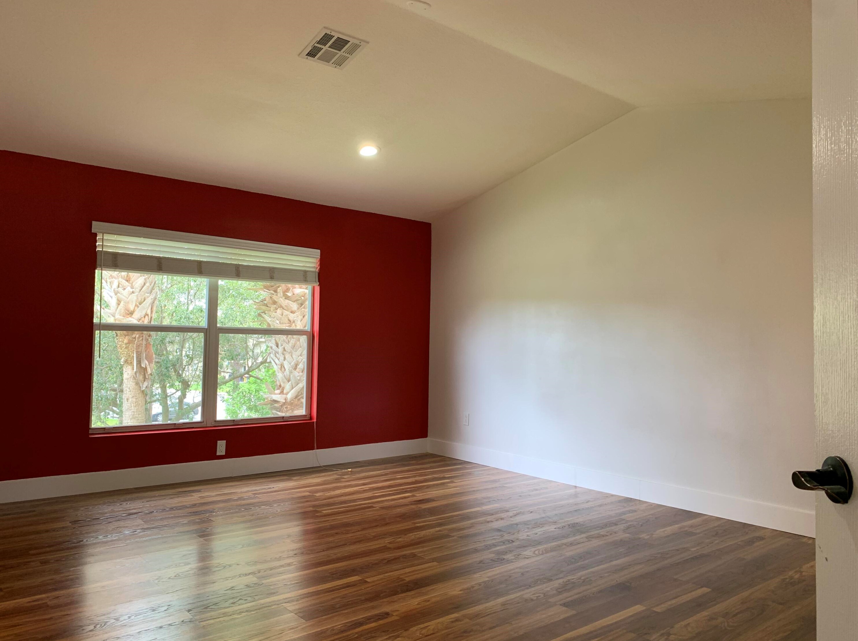 1404 Seminole Palms Dr, Lake Worth FL 33463-4228 exterior