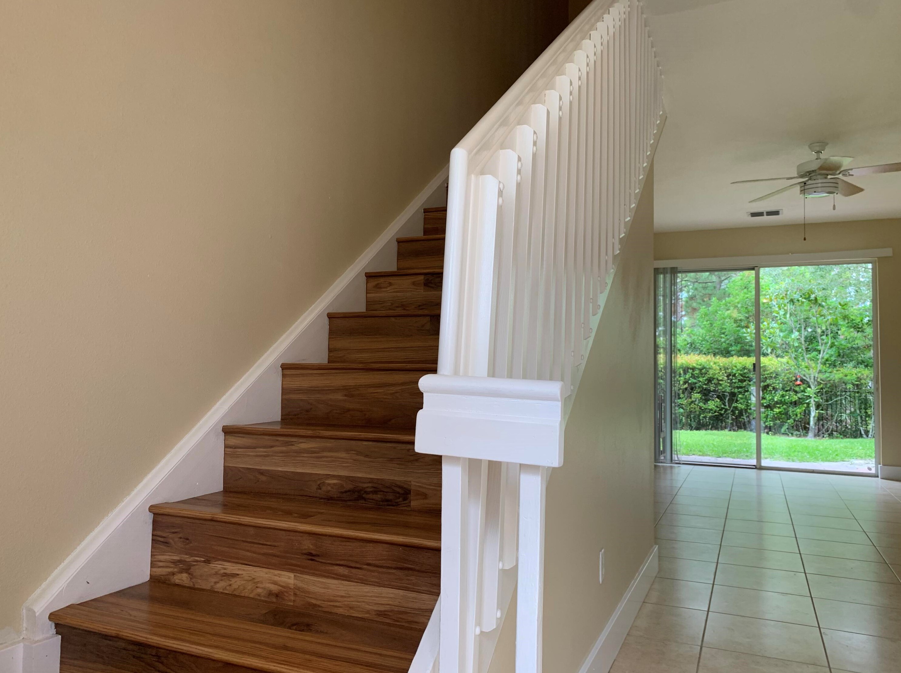 1404 Seminole Palms Dr, Lake Worth FL 33463-4228 exterior