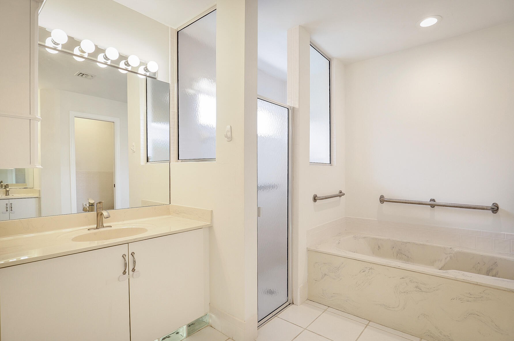 6221 Lucerne St, Jupiter FL  33458-6613 exterior