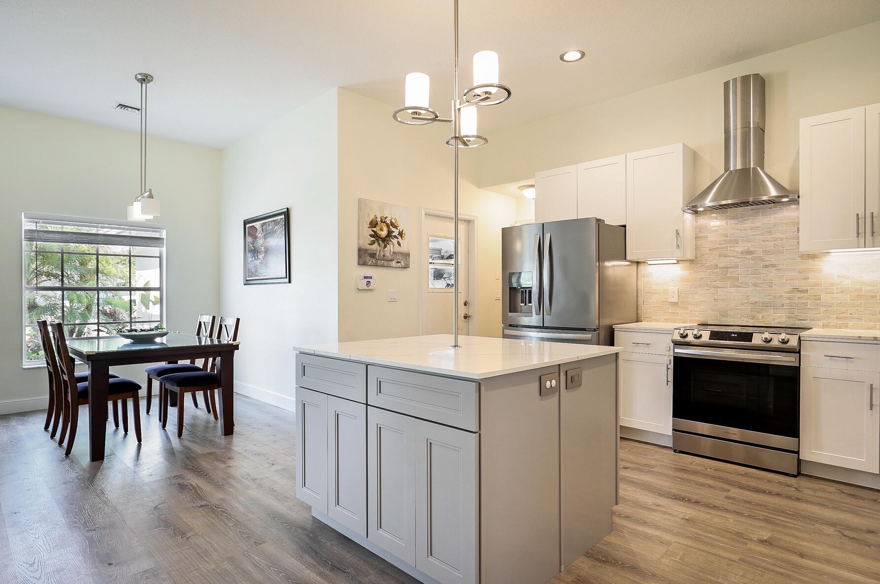 6221 Lucerne St, Jupiter FL  33458-6613 exterior