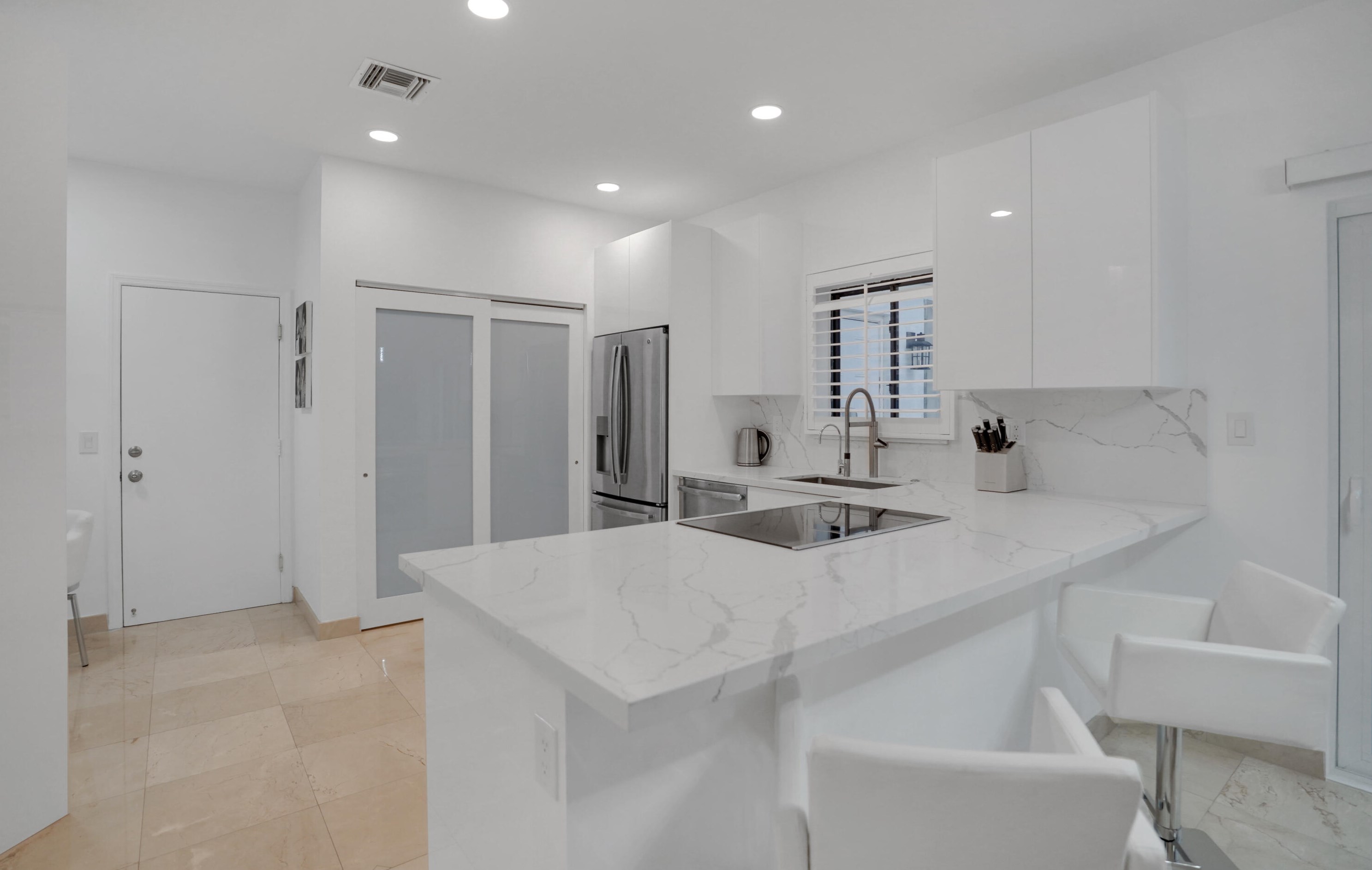 5459 Fox Hollow Dr, Boca Raton FL 33486-8640 exterior