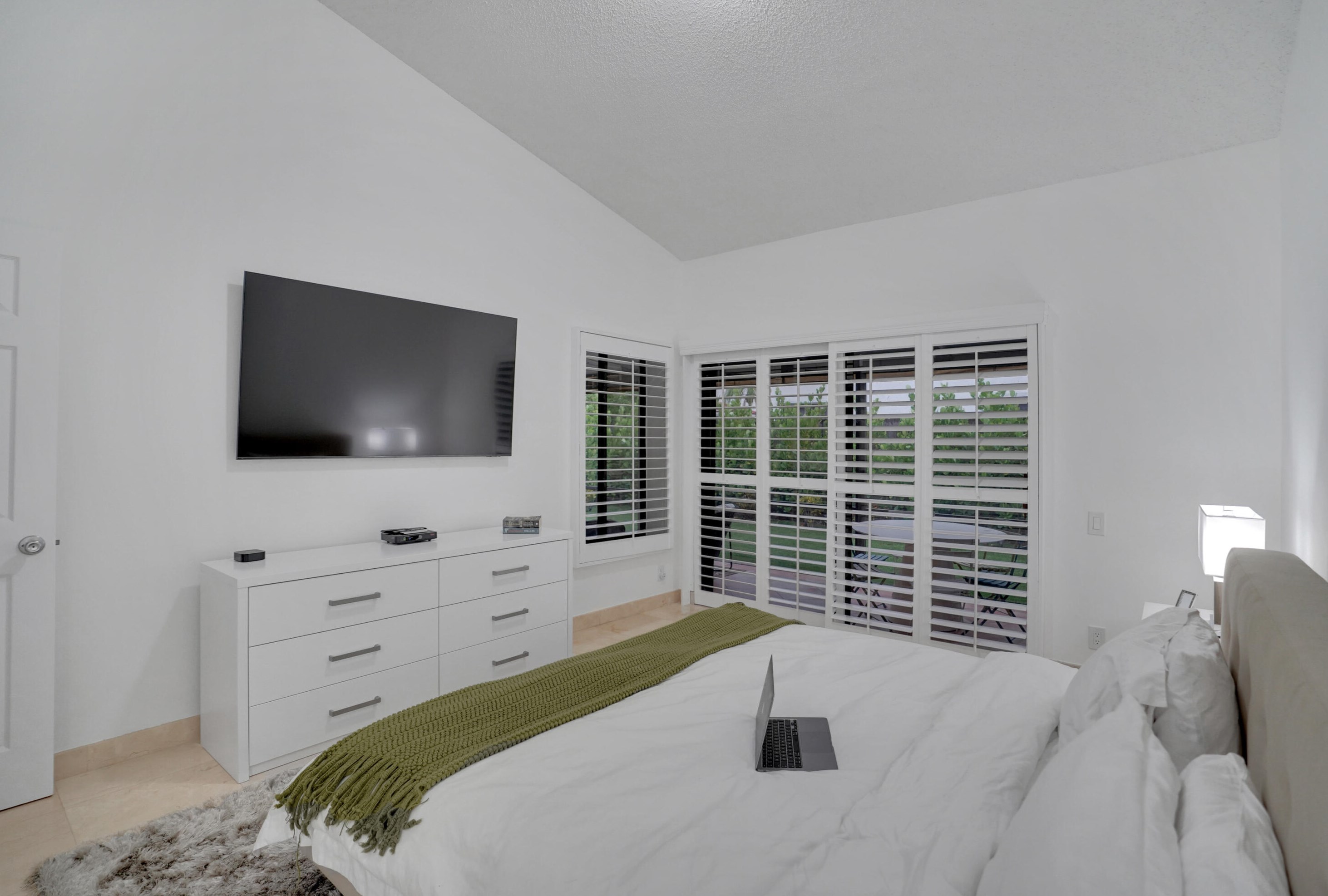 5459 Fox Hollow Dr, Boca Raton FL 33486-8640 exterior