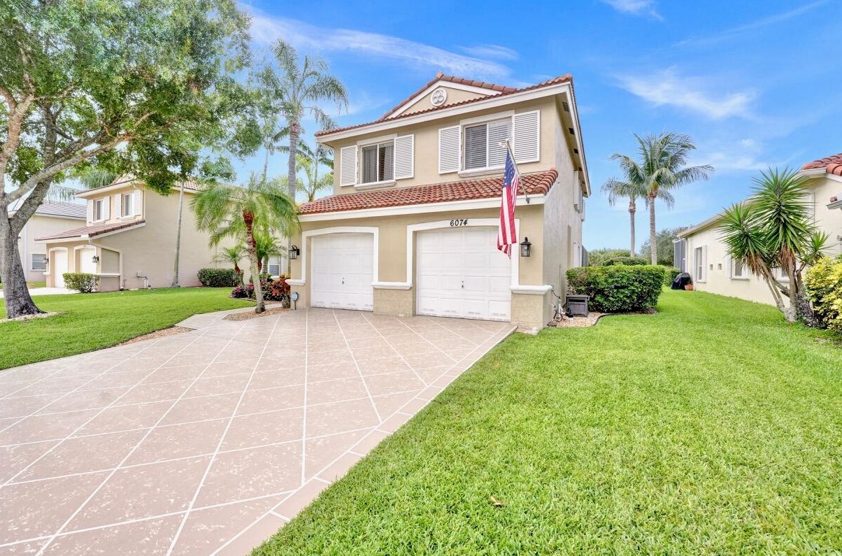6074 Las Colinas Cir, Lake Worth FL 33463-6560 exterior