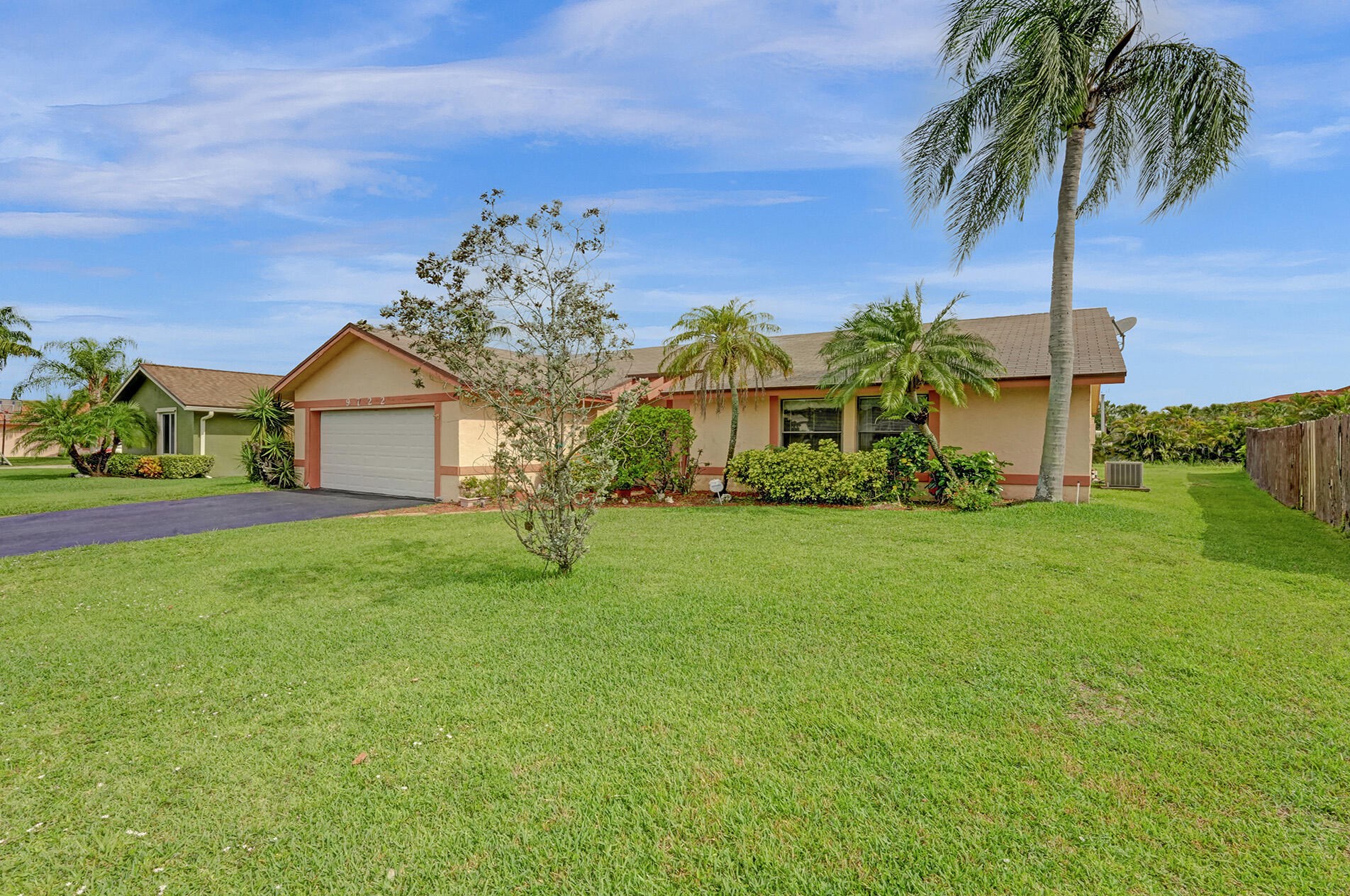 9722 Richmond Cir, Boca Raton FL  33434-2315 exterior