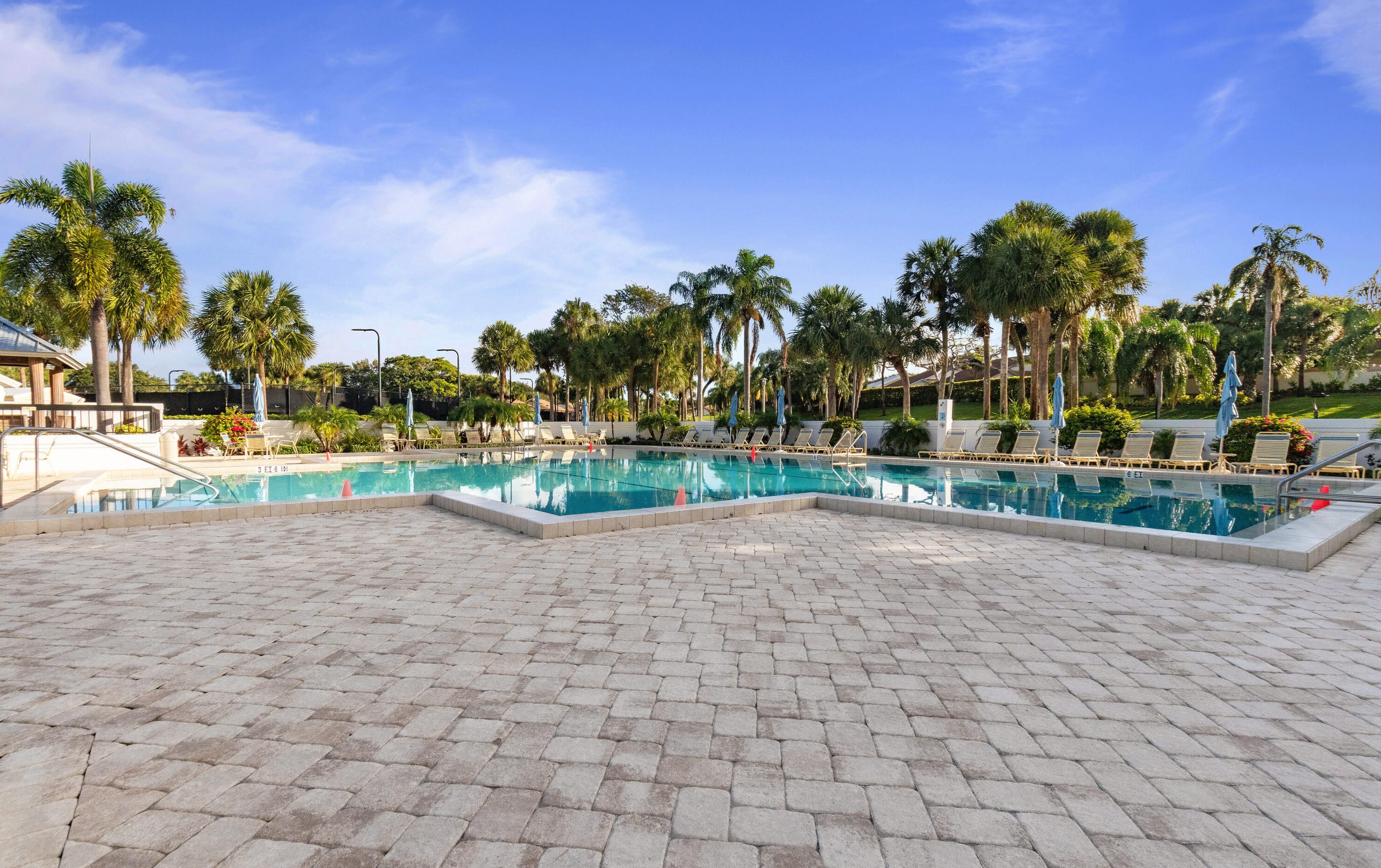 159 Beach Summit Ct, Jupiter FL  33477-9643 exterior