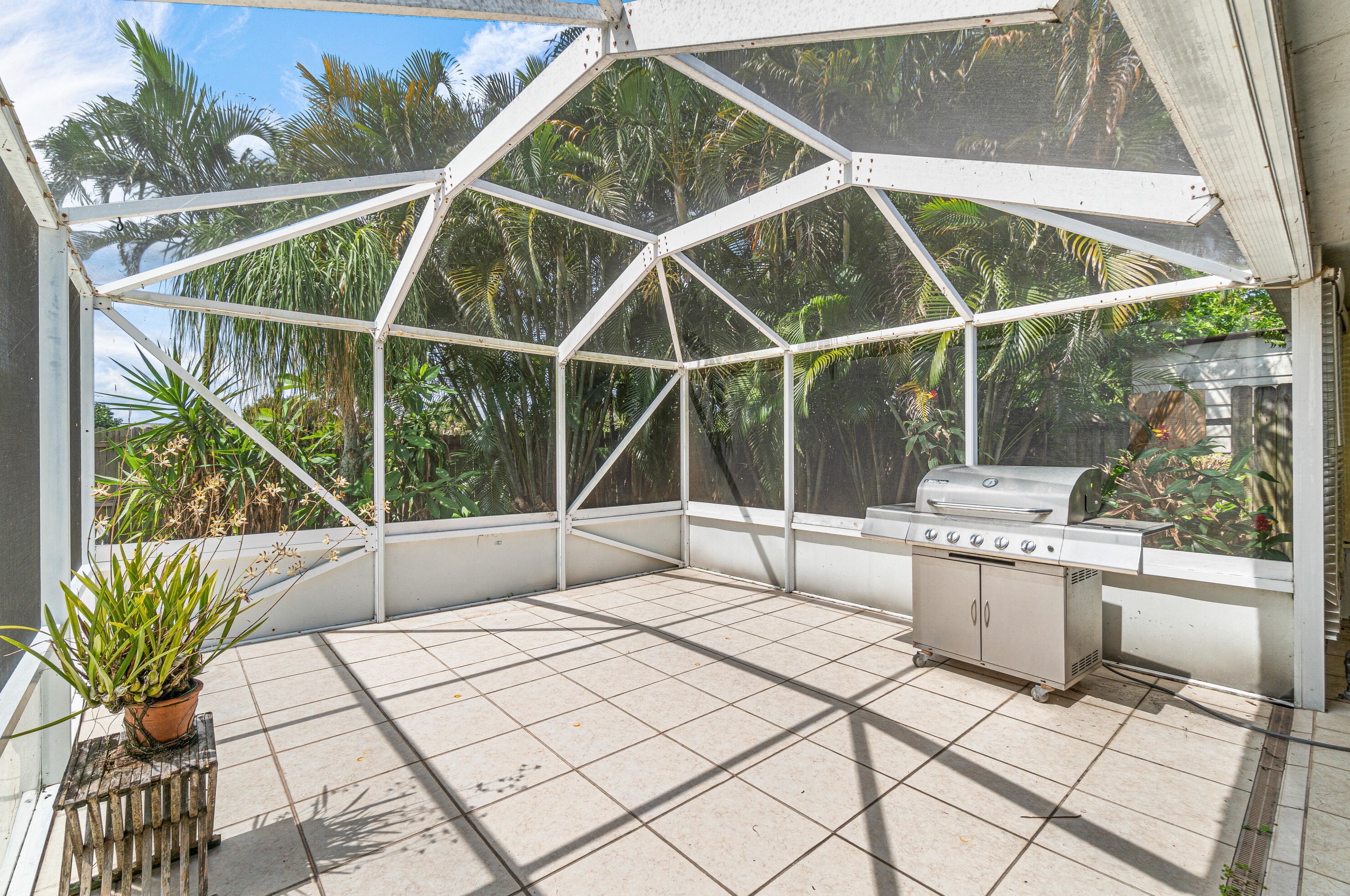 4832 Poseidon Pl, Lake Worth FL  33463-7285 exterior