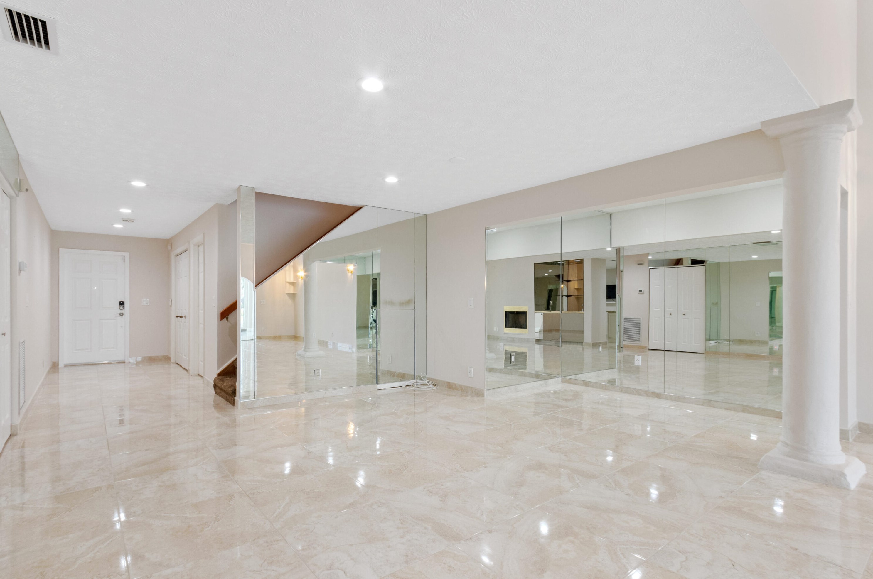 22590 Meridiana Dr, Boca Raton FL 33433-6315 exterior