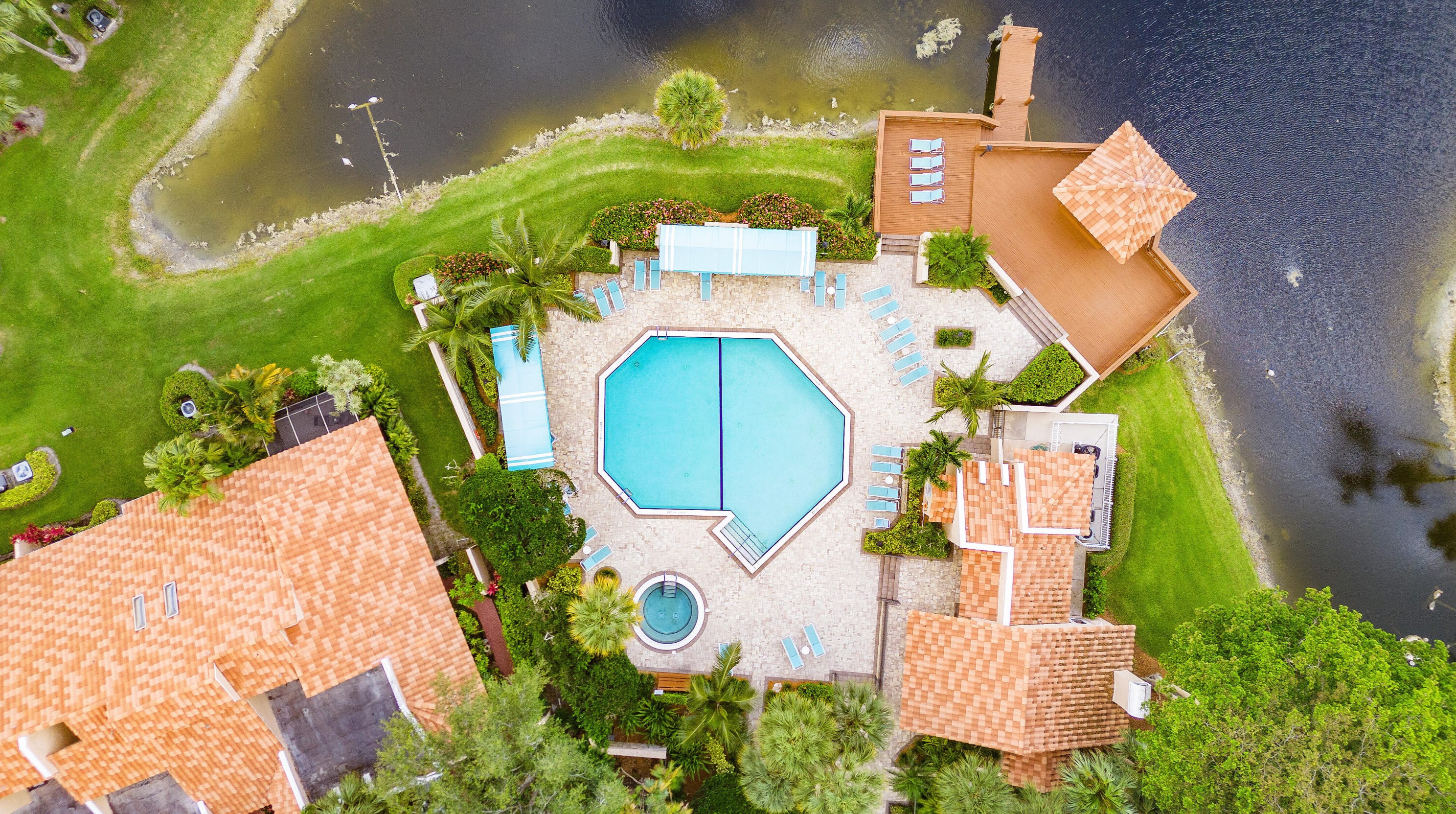 22590 Meridiana Dr, Boca Raton FL 33433-6315 exterior