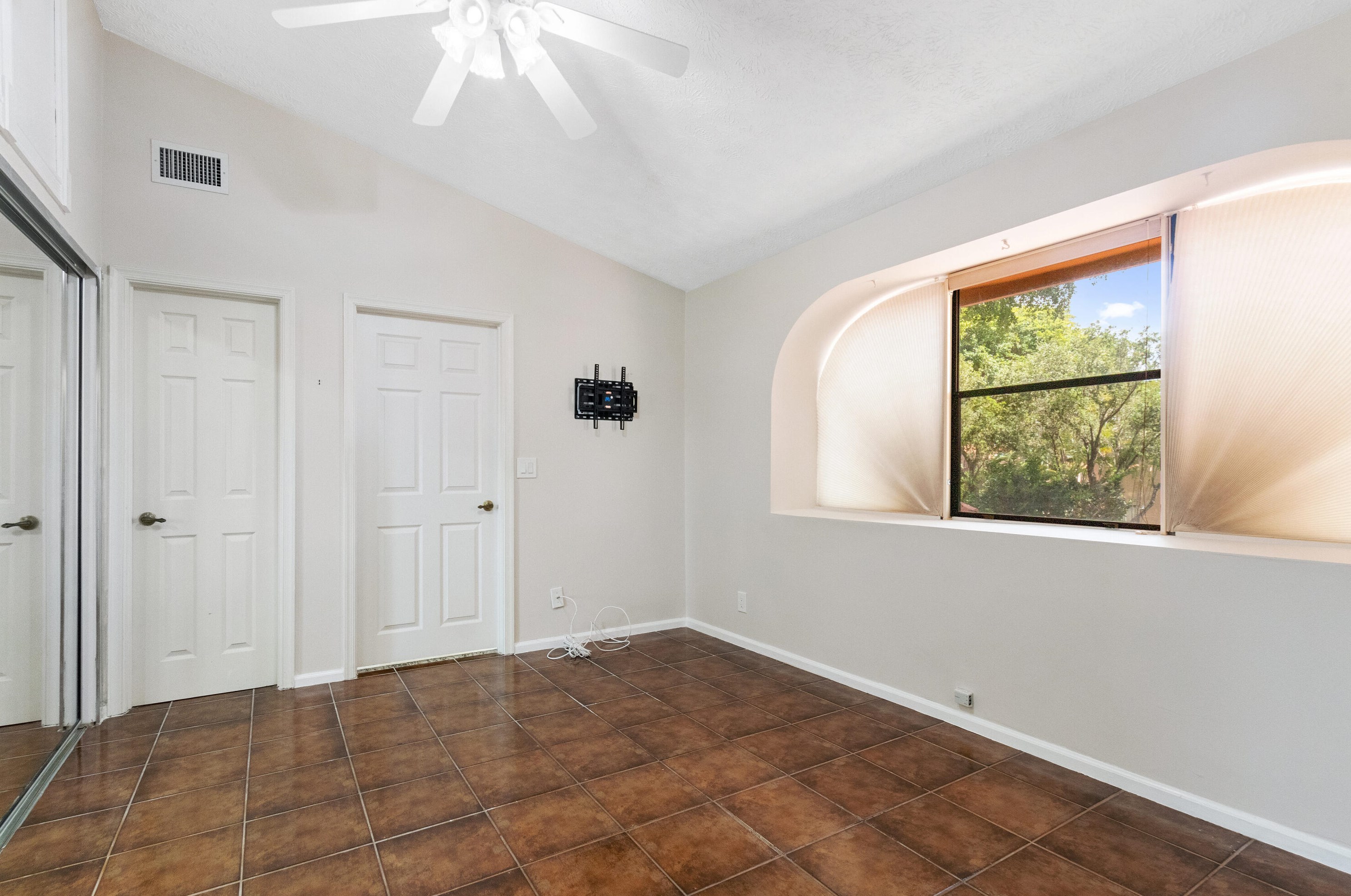 22590 Meridiana Dr, Boca Raton FL 33433-6315 exterior