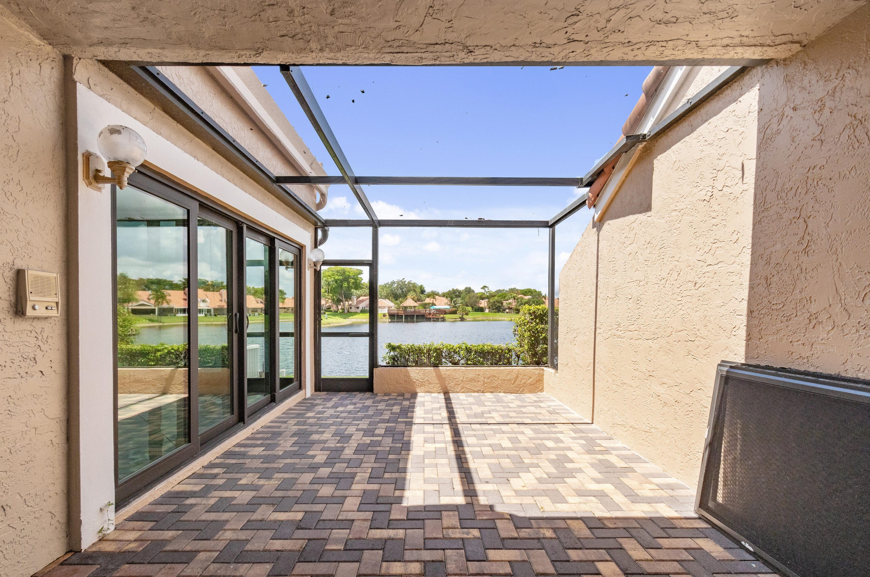 22590 Meridiana Dr, Boca Raton FL 33433-6315 exterior