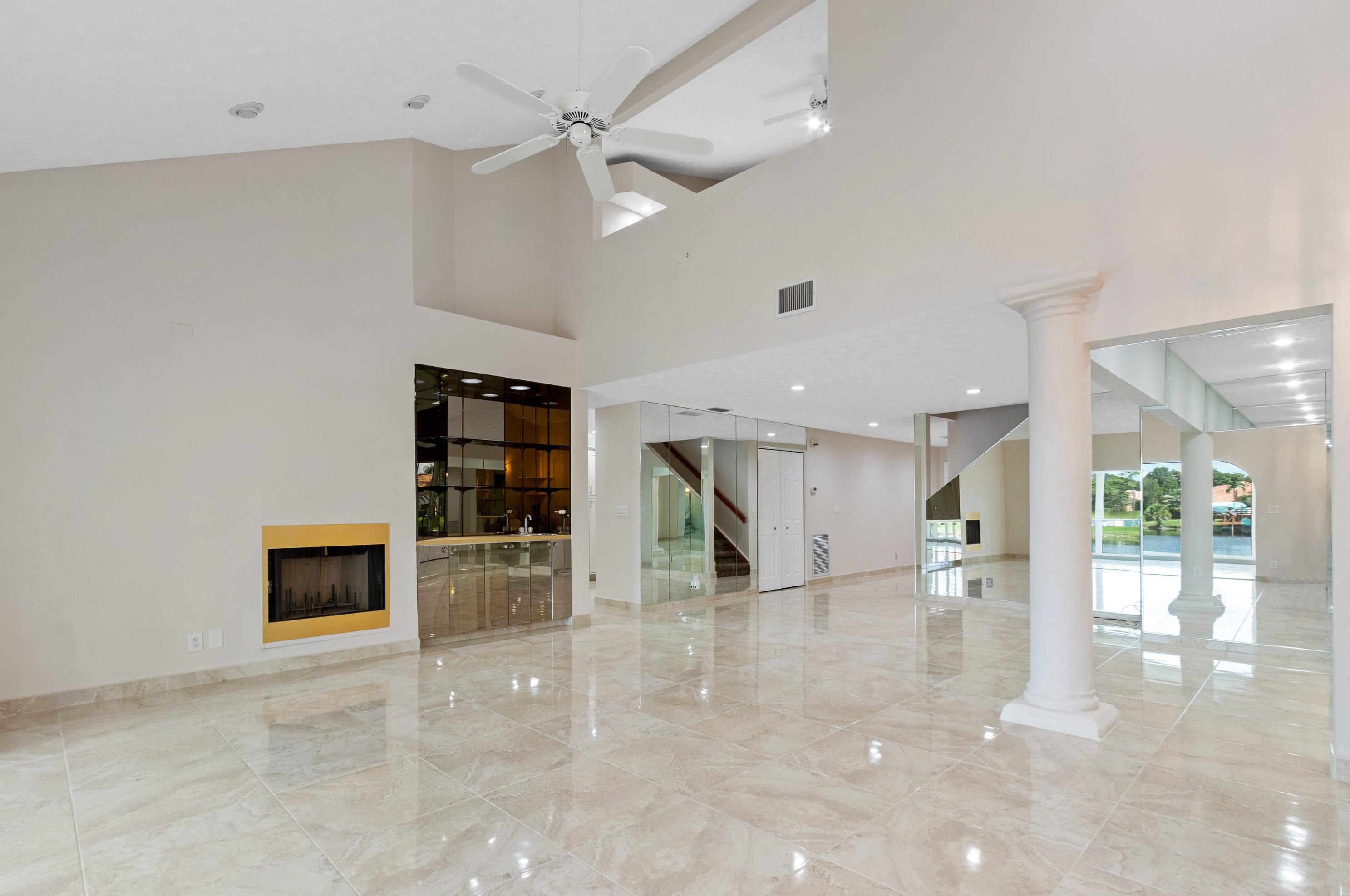 22590 Meridiana Dr, Boca Raton FL 33433-6315 exterior