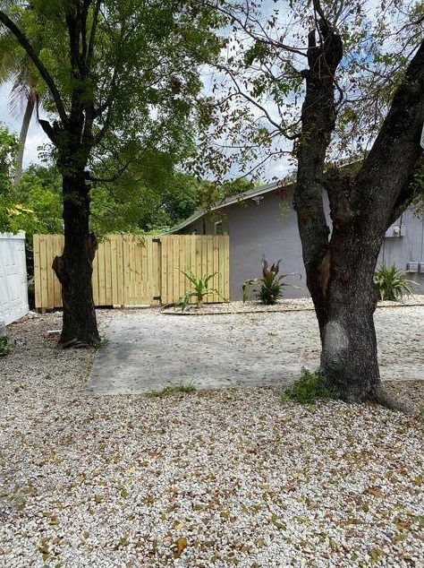 4590 Davis Rd, Lake Worth FL  33461-5202 exterior