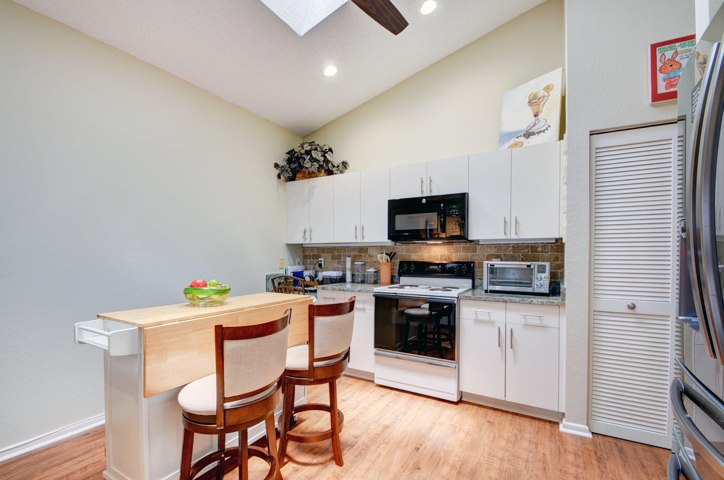 4518 Carlton Golf Dr, Lake Worth FL 33449-8134 exterior