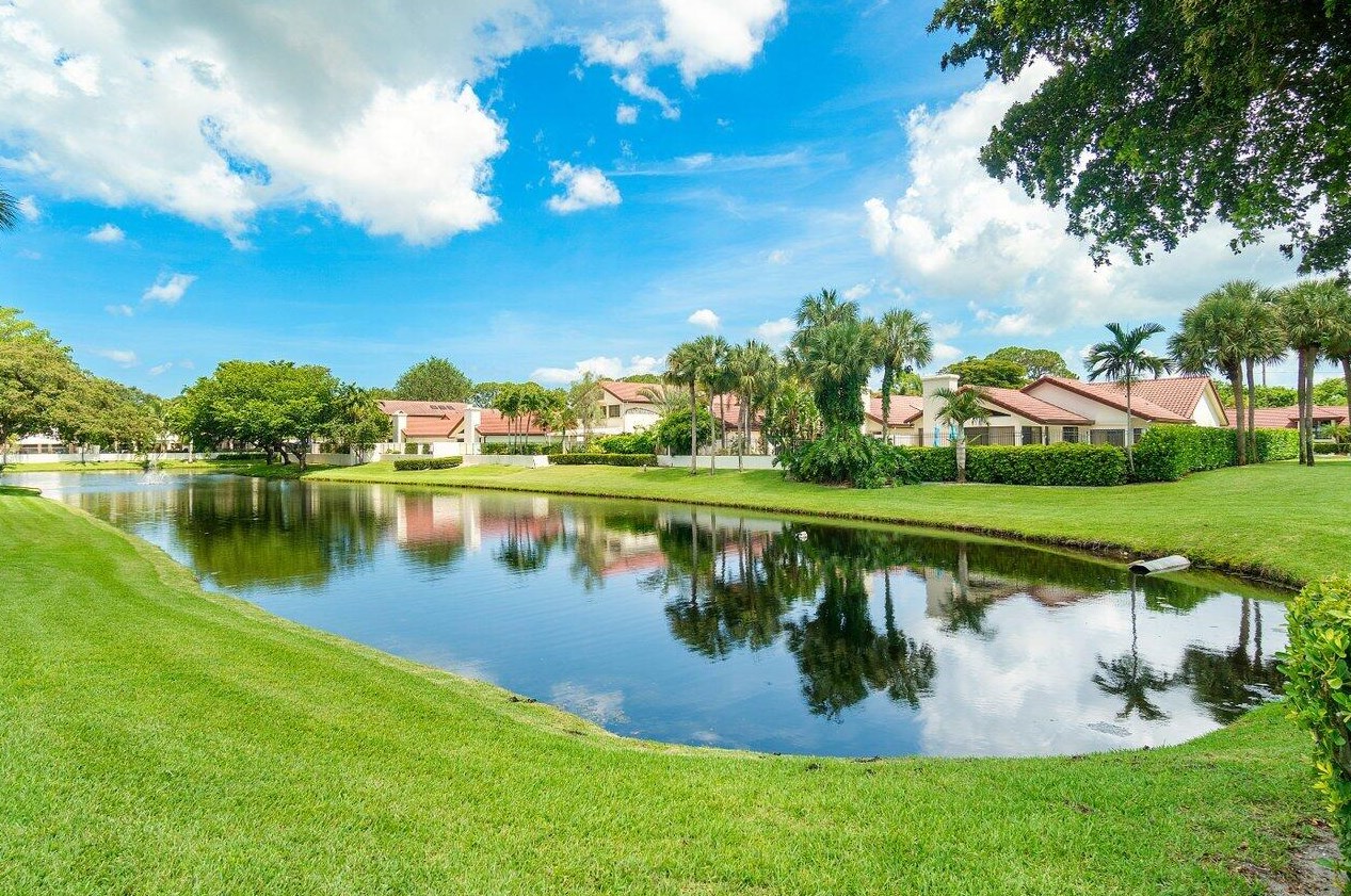 21856 Town Pl Dr, Boca Raton, FL 33433