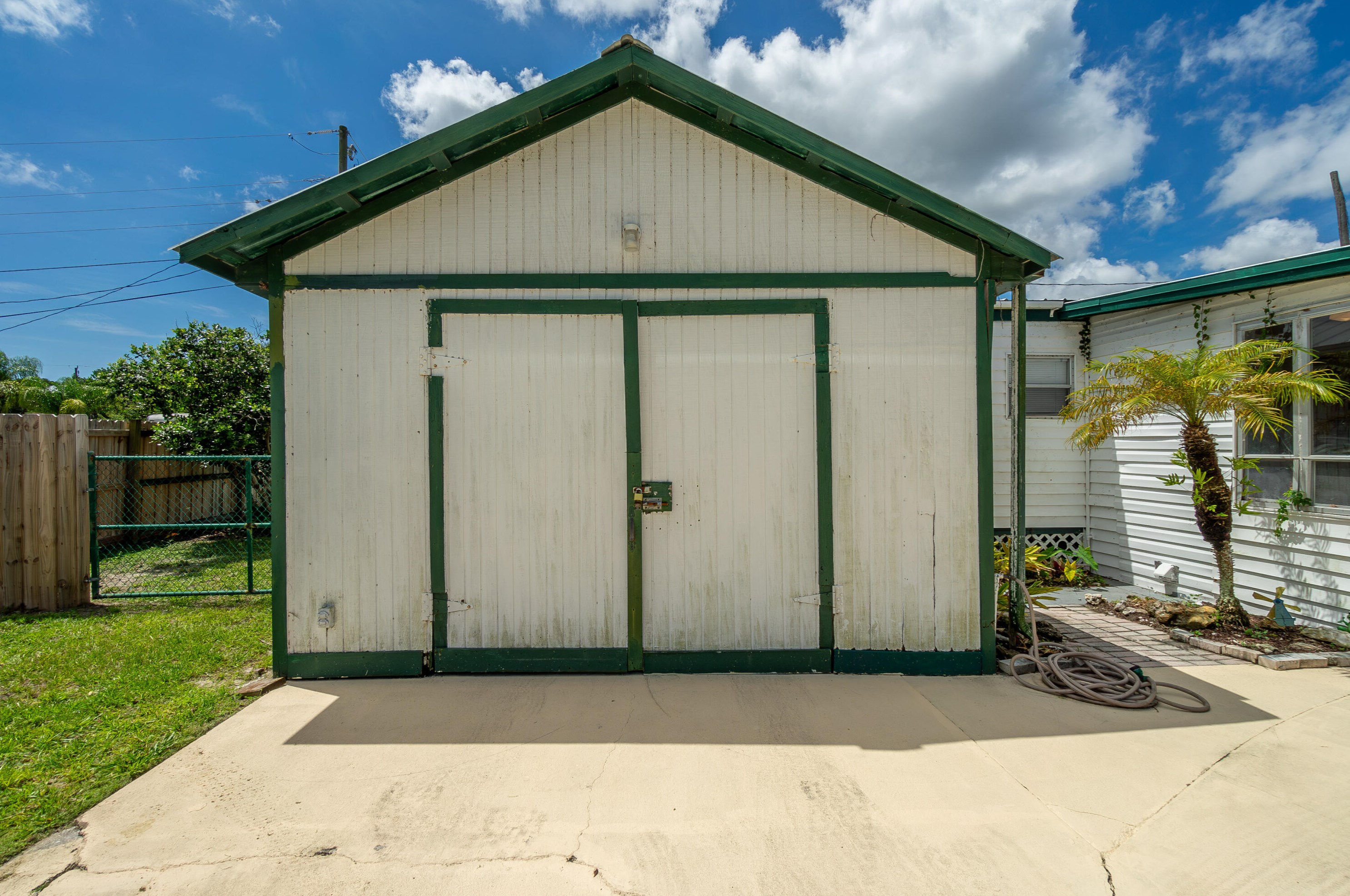 7818 Arrance St, Hobe Sound FL  33455-6304 exterior