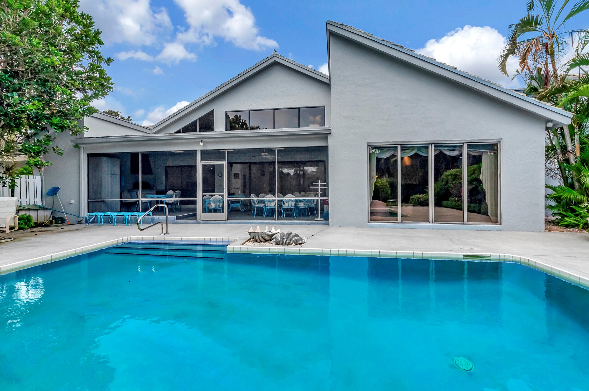 19354 Chapel Crk Dr, Boca Raton FL  33434-5128 exterior