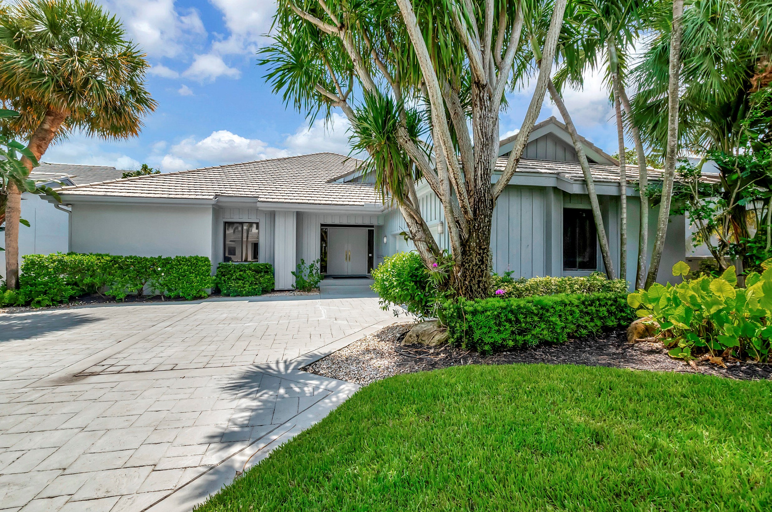 19354 Chapel Creek Dr, Boca Raton FL  33434-5168 exterior