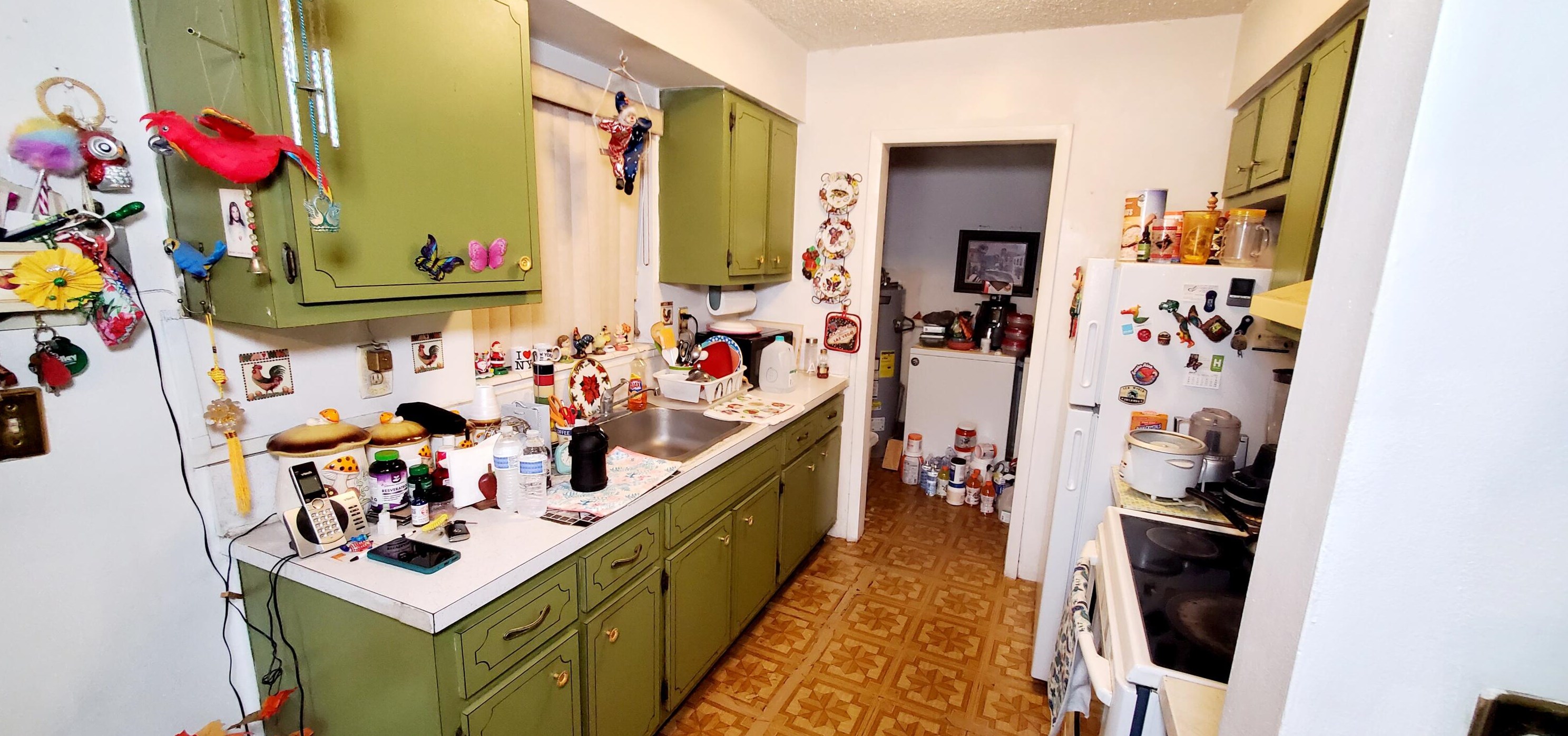 2620 205 St, Miami FL 33056-1227 exterior