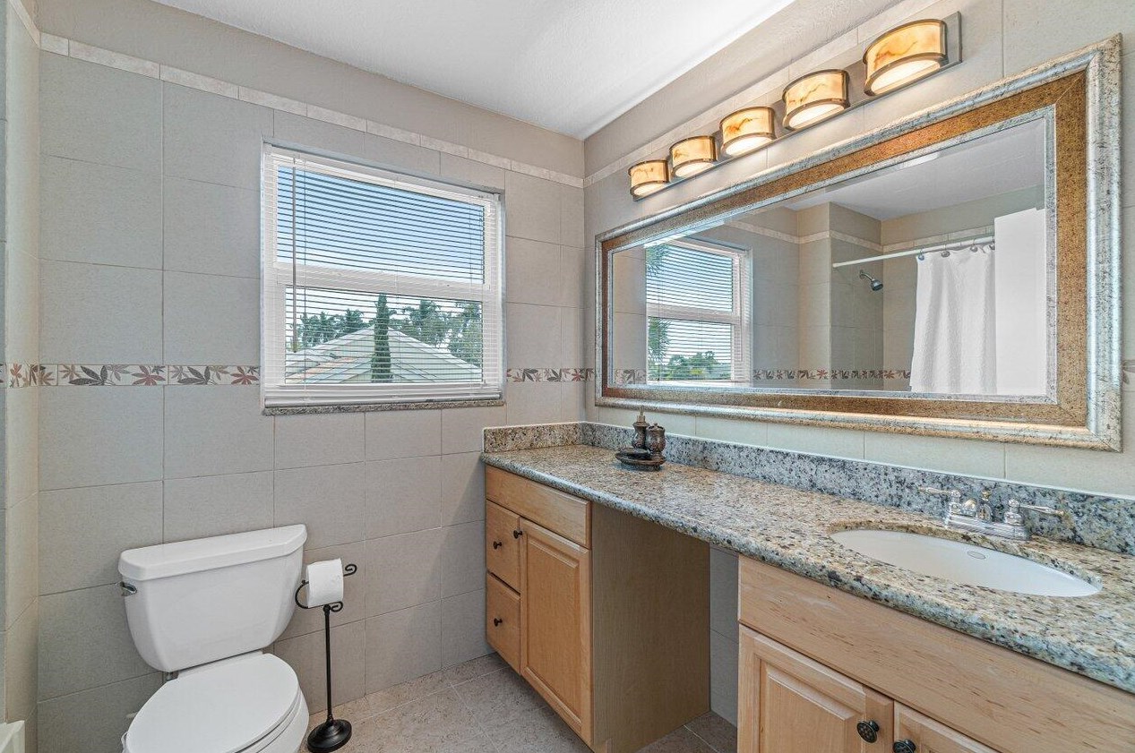 22075 Flower Dr, Boca Raton FL 33428-4627 exterior