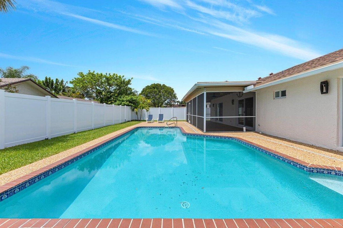 11372 Little Bear Way, Boca Raton FL  33428-2632 exterior