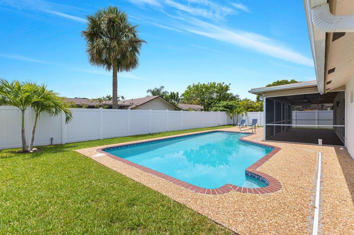 11372 Little Bear Way, Boca Raton FL  33428-2632 exterior