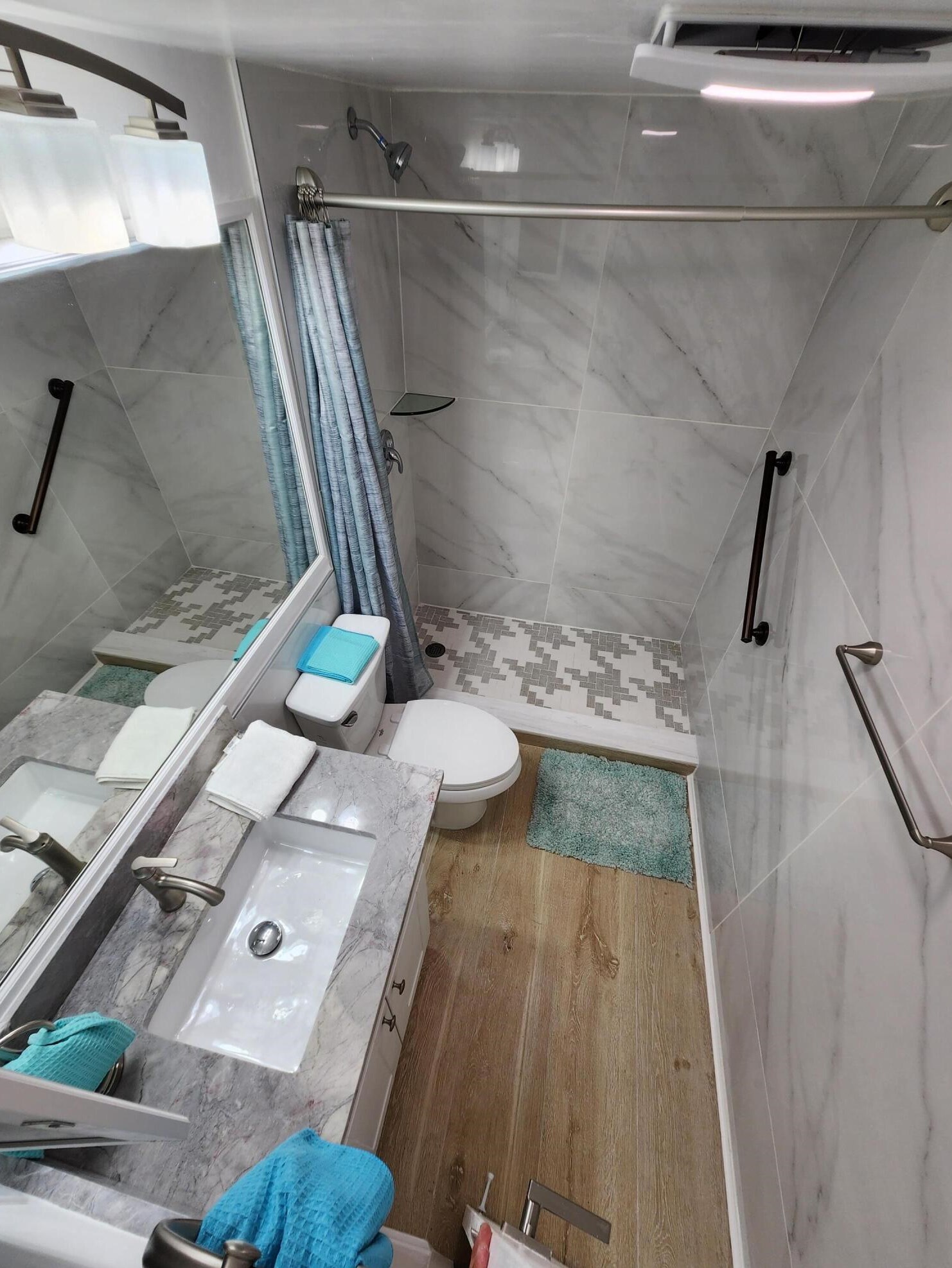 106 Suffolk C, Boca Raton FL  33434-2451 exterior