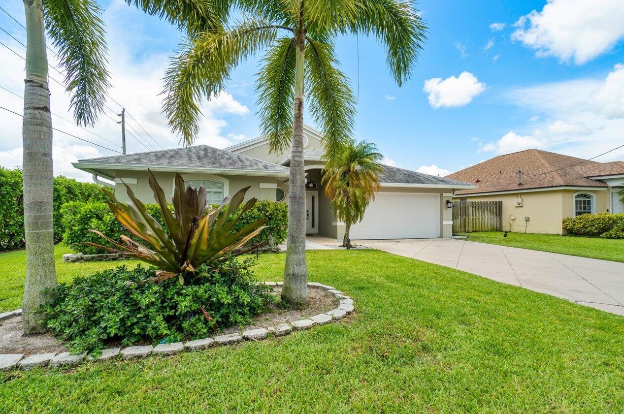 6022 Foster St, Jupiter FL  33458-6653 exterior