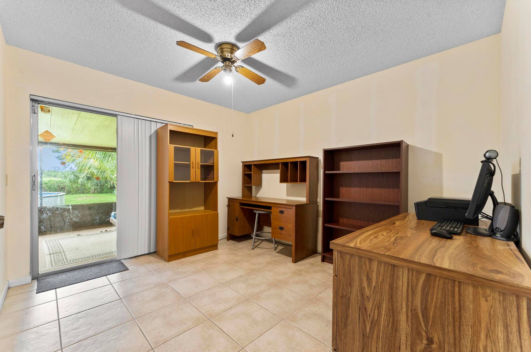 4782 Cambridge St, Lake Worth FL  33463-2272 exterior