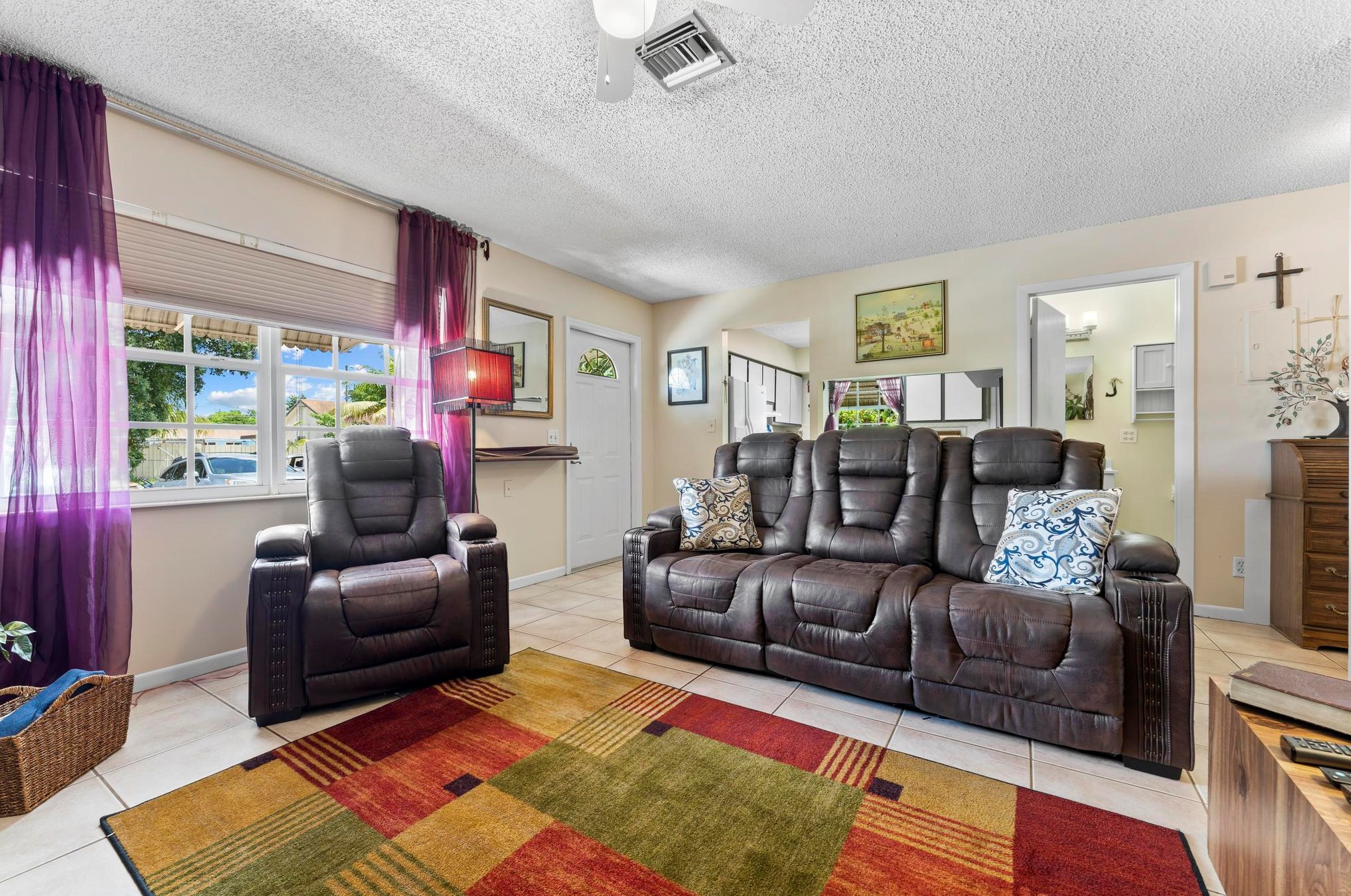 4782 Cambridge St, Lake Worth FL  33463-2272 exterior