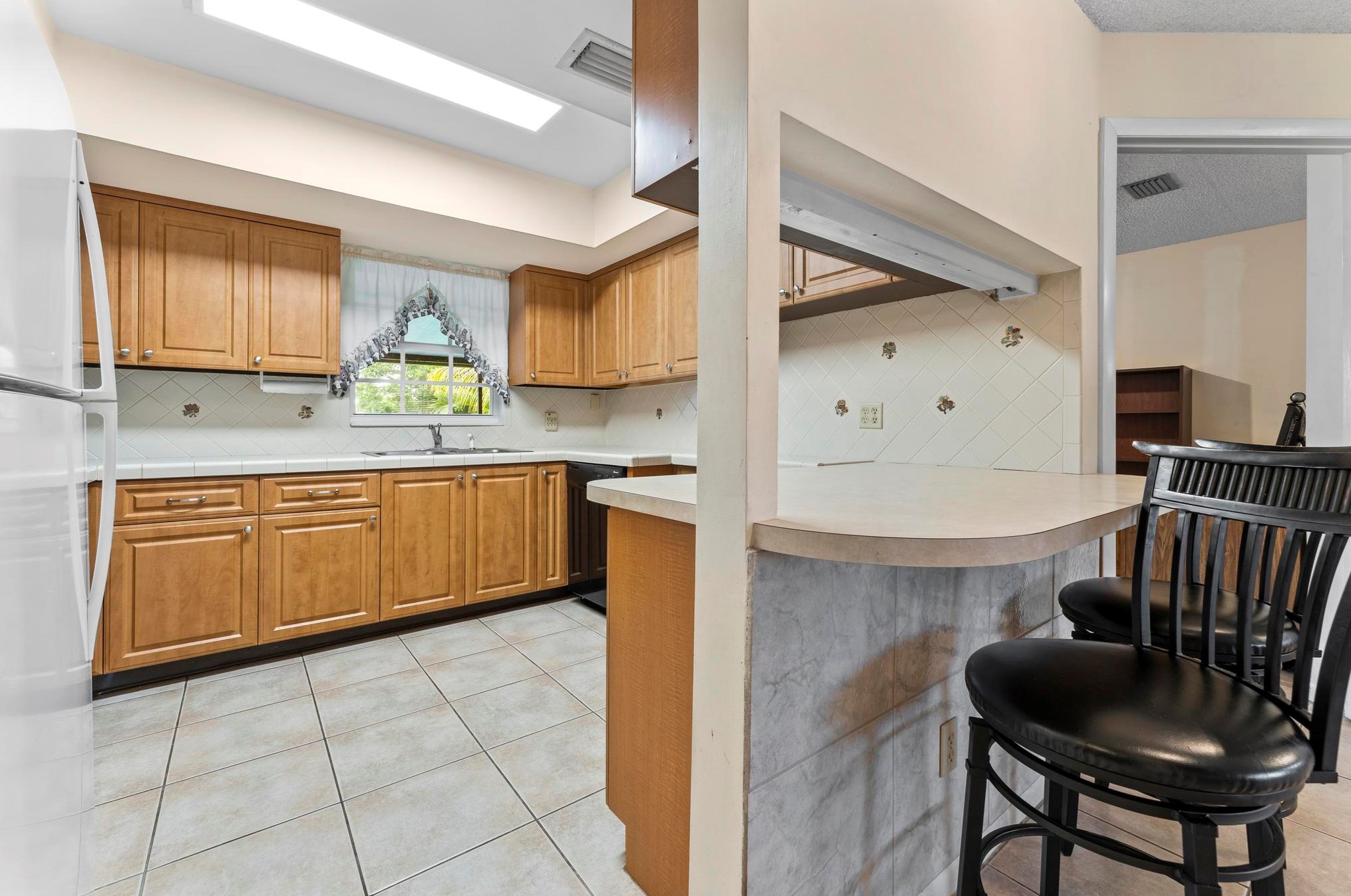 4782 Cambridge St, Lake Worth FL  33463-2272 exterior