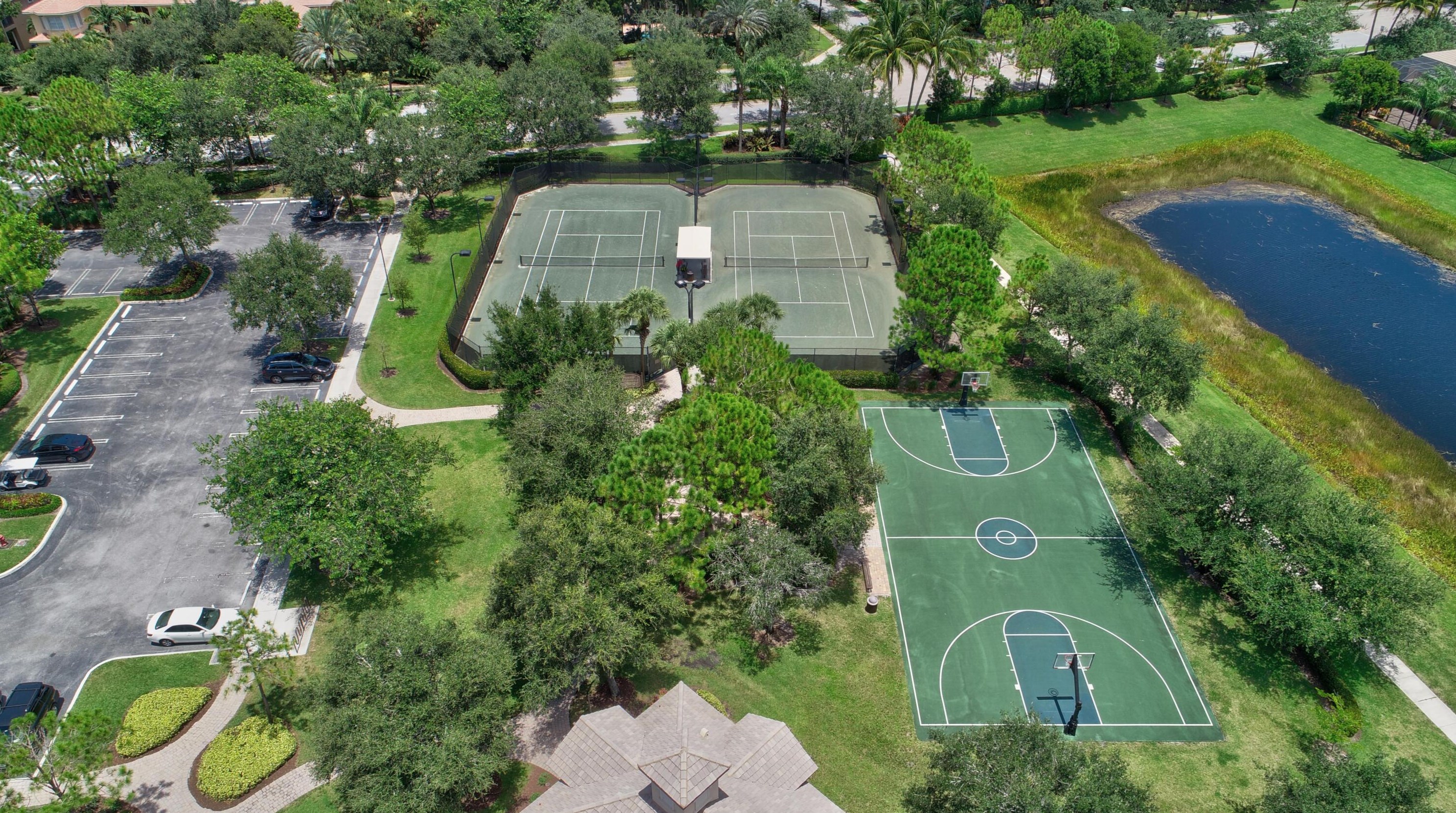 8955 Briarwood Meadow Ln, Boynton Beach FL 33473-7817 exterior