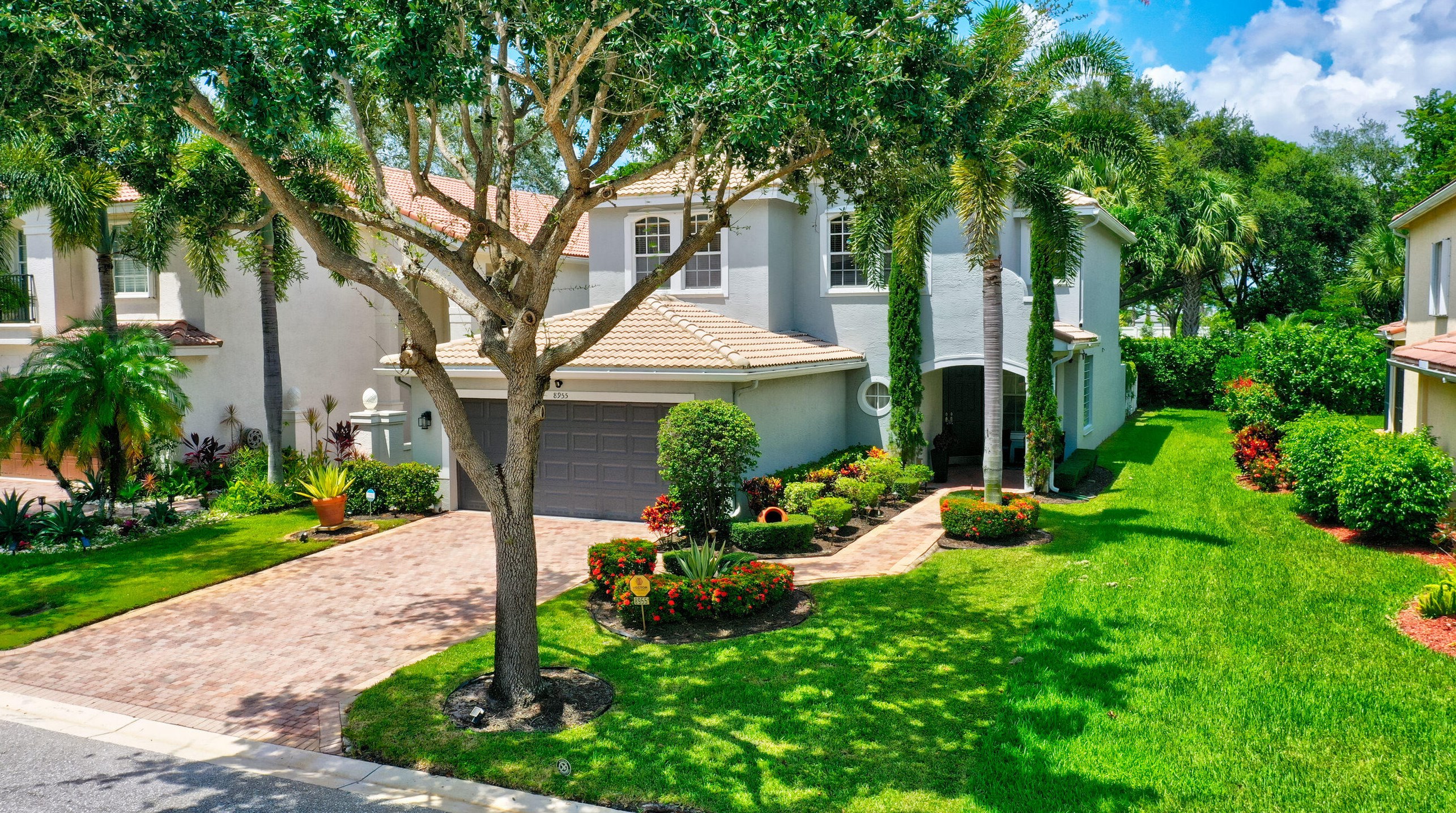 8955 Briarwood Meadow Ln, Boynton Beach FL 33473-7817 exterior