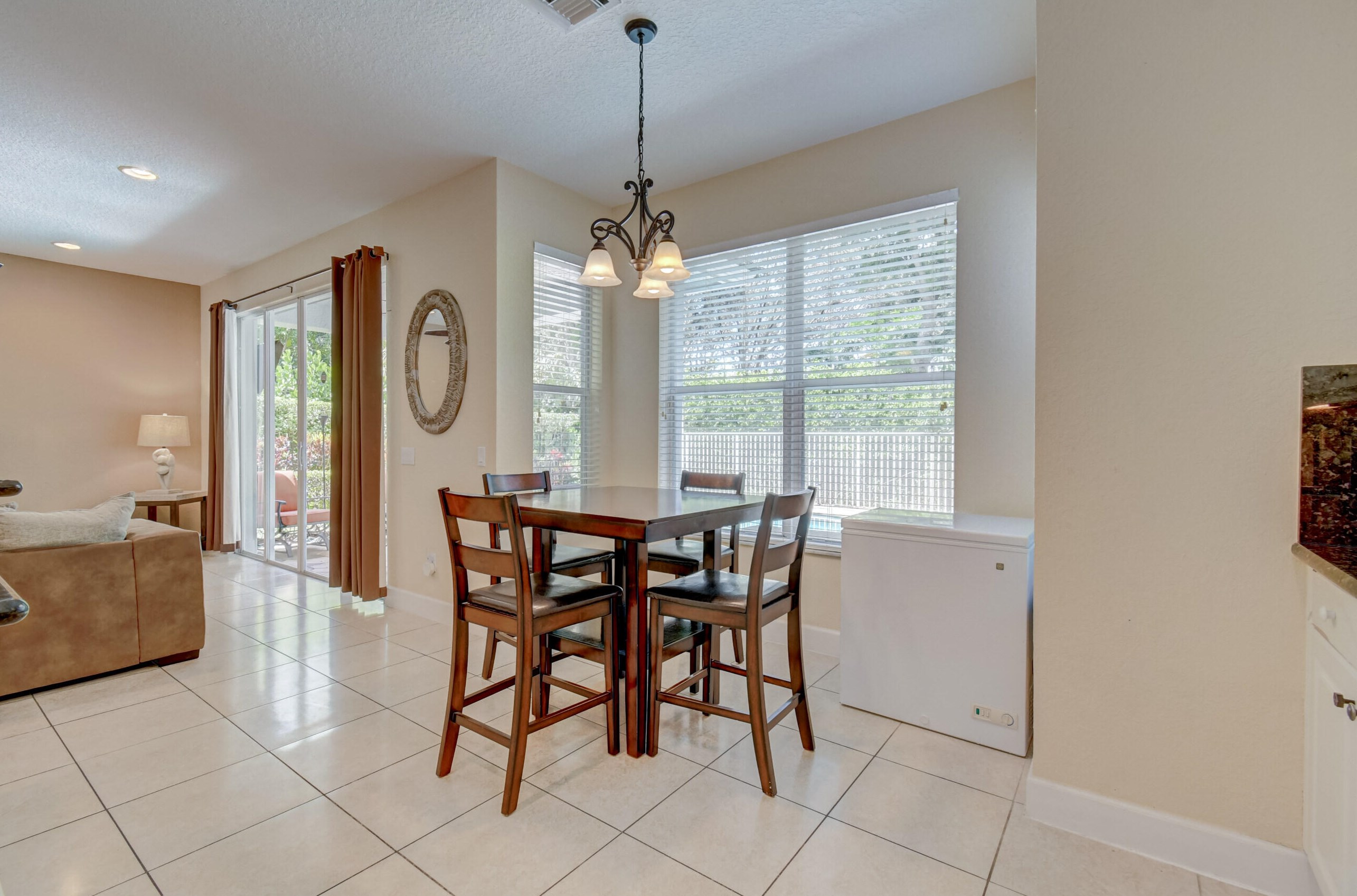 8955 Briarwood Meadow Ln, Boynton Beach FL 33473-7817 exterior