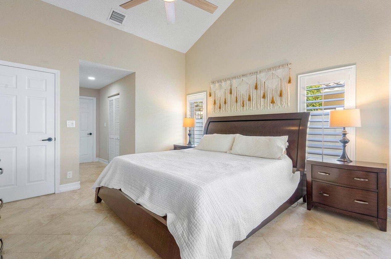 6190 Vis Linda Ln, Boca Raton FL 33433-8225 exterior