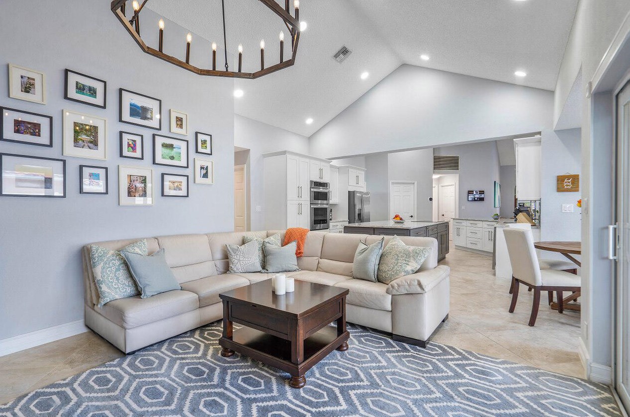 6190 Vis Linda Ln, Boca Raton FL 33433-8225 exterior