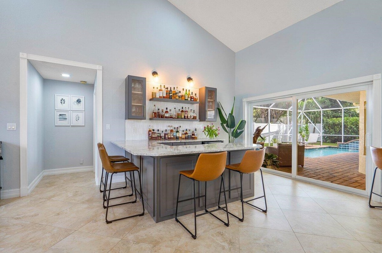 6190 Vis Linda Ln, Boca Raton FL 33433-8225 exterior