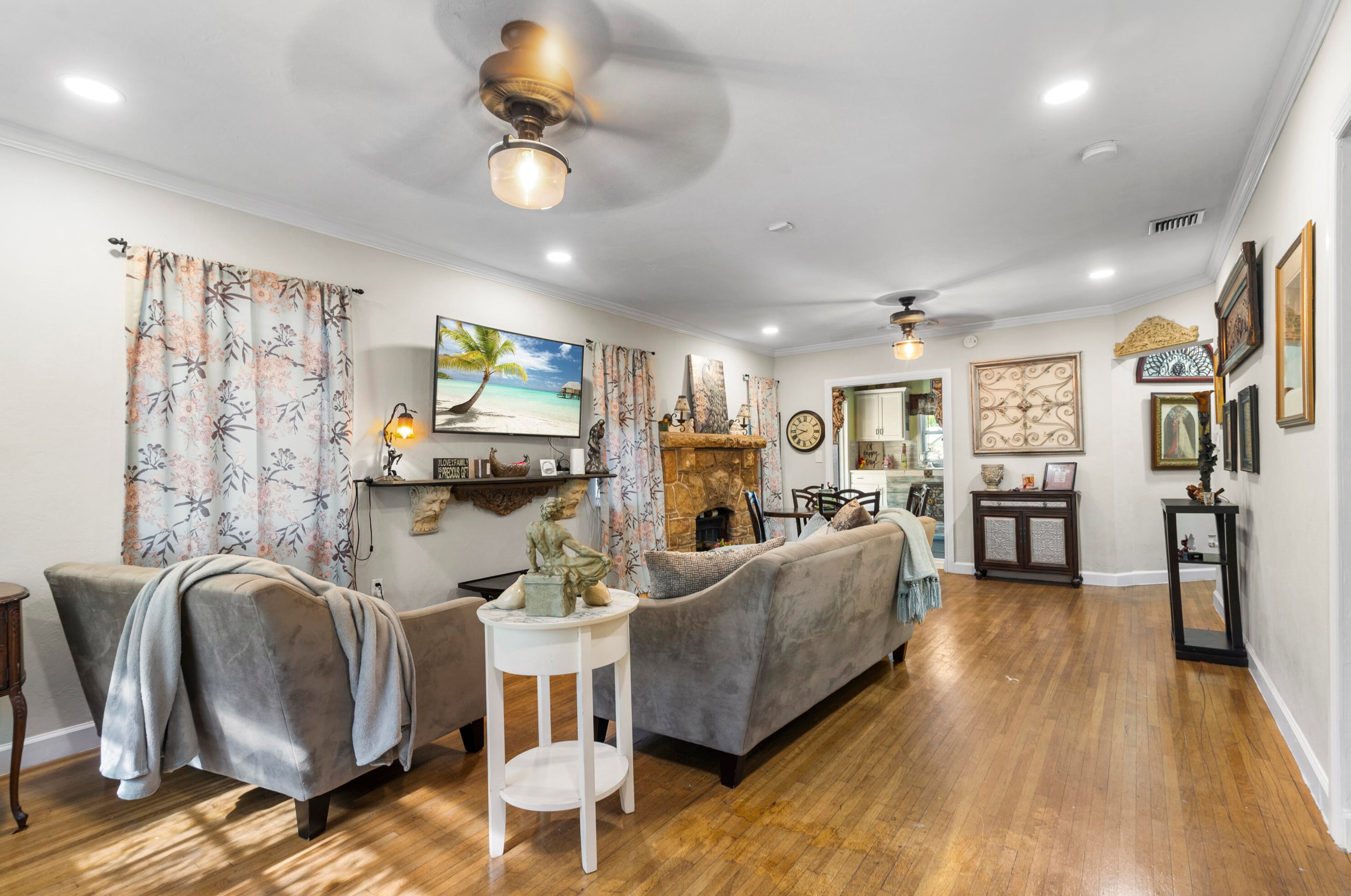 1314 J St, Lake Worth FL  33460-1821 exterior