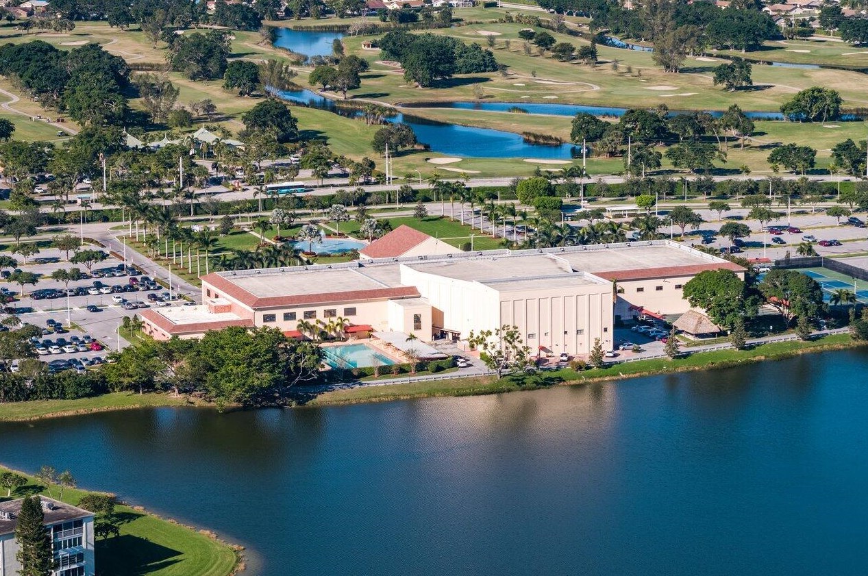 74 Mansfield B, Boca Raton FL 33434-4924 exterior