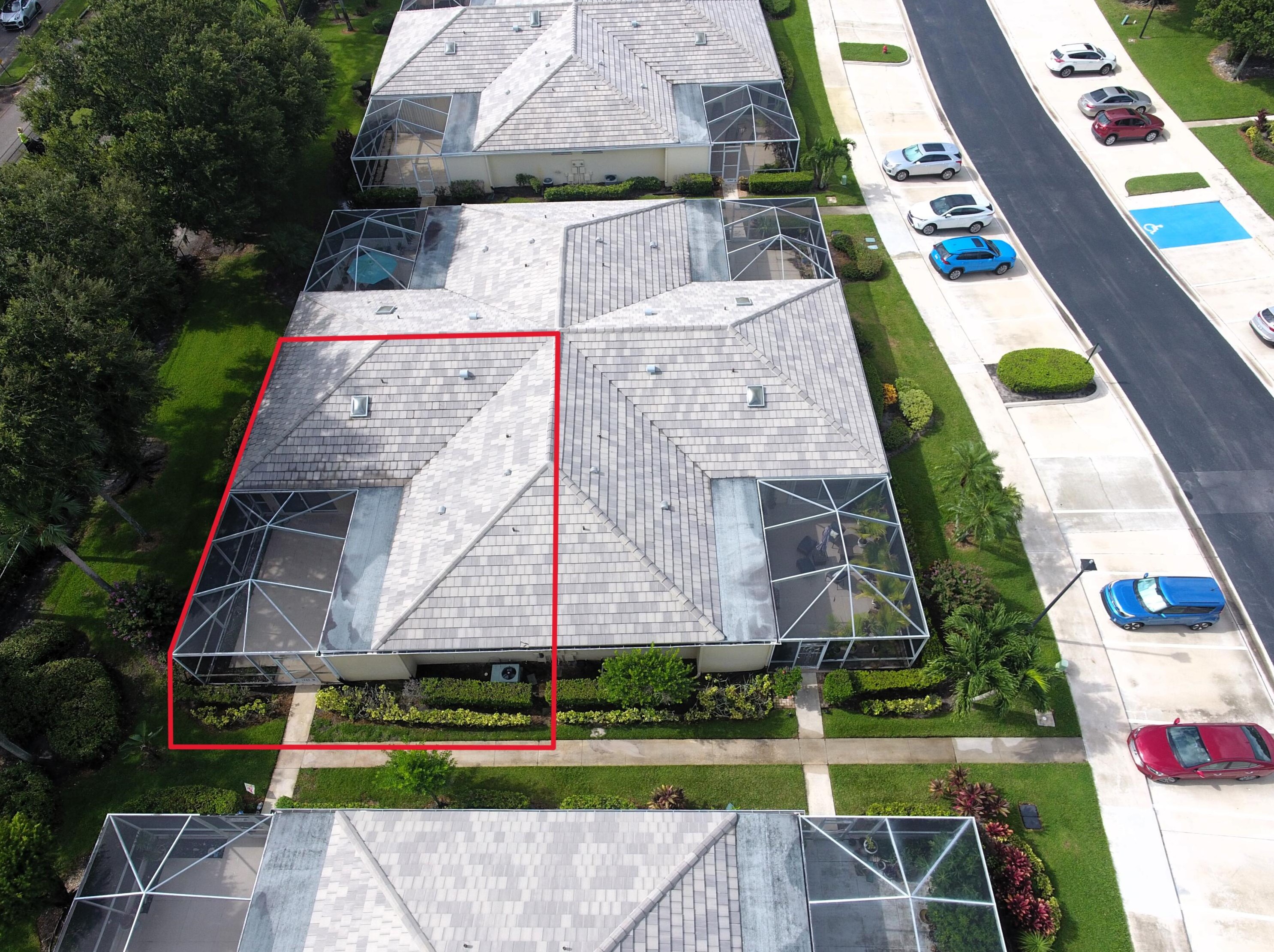 1252 Sun Terrace Cir, Fort Pierce FL  34986-2423 exterior