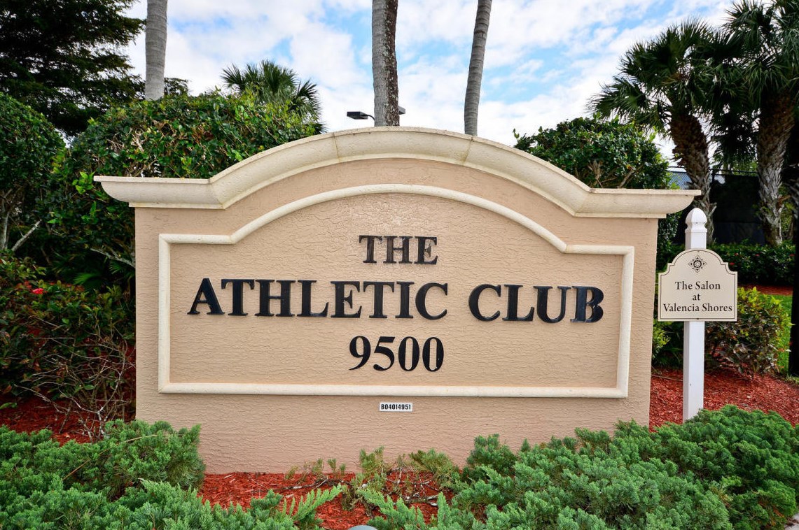 7638 Tarpon Cove Cir, Lake Worth FL 33467-6929 exterior