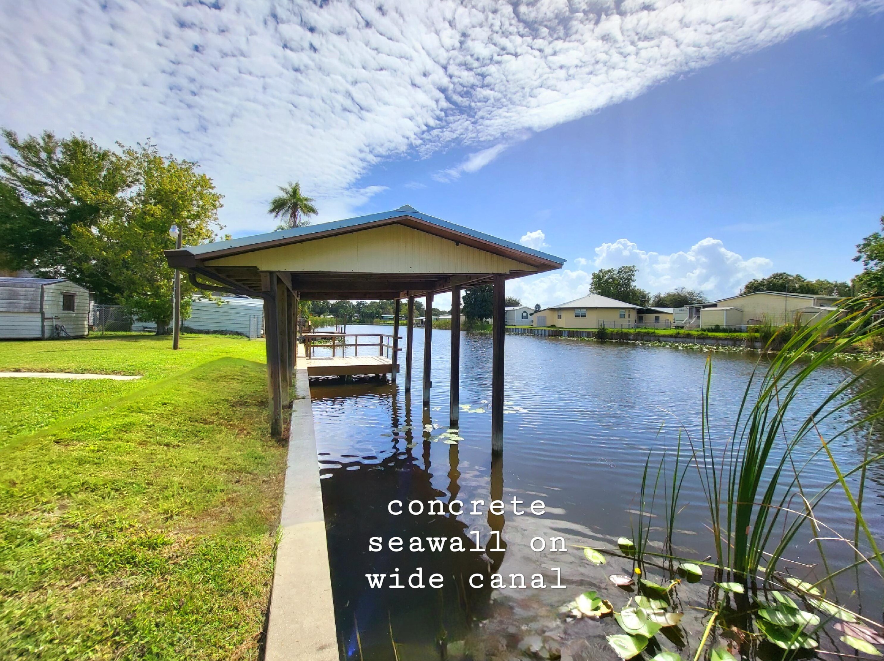 1031 Lk Dr, Okeechobee FL 34974-0299 exterior