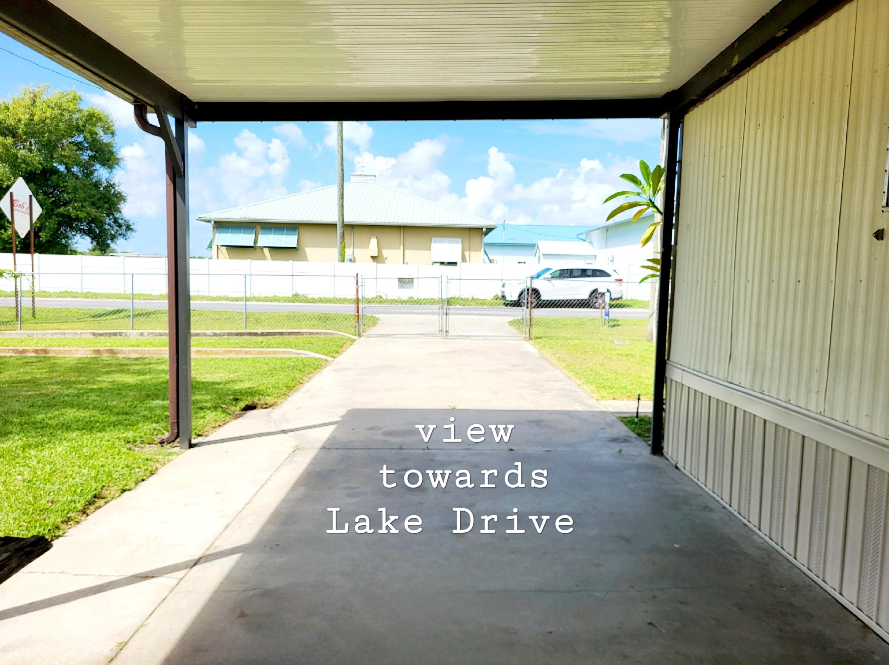 1031 Lk Dr, Okeechobee FL 34974-0299 exterior