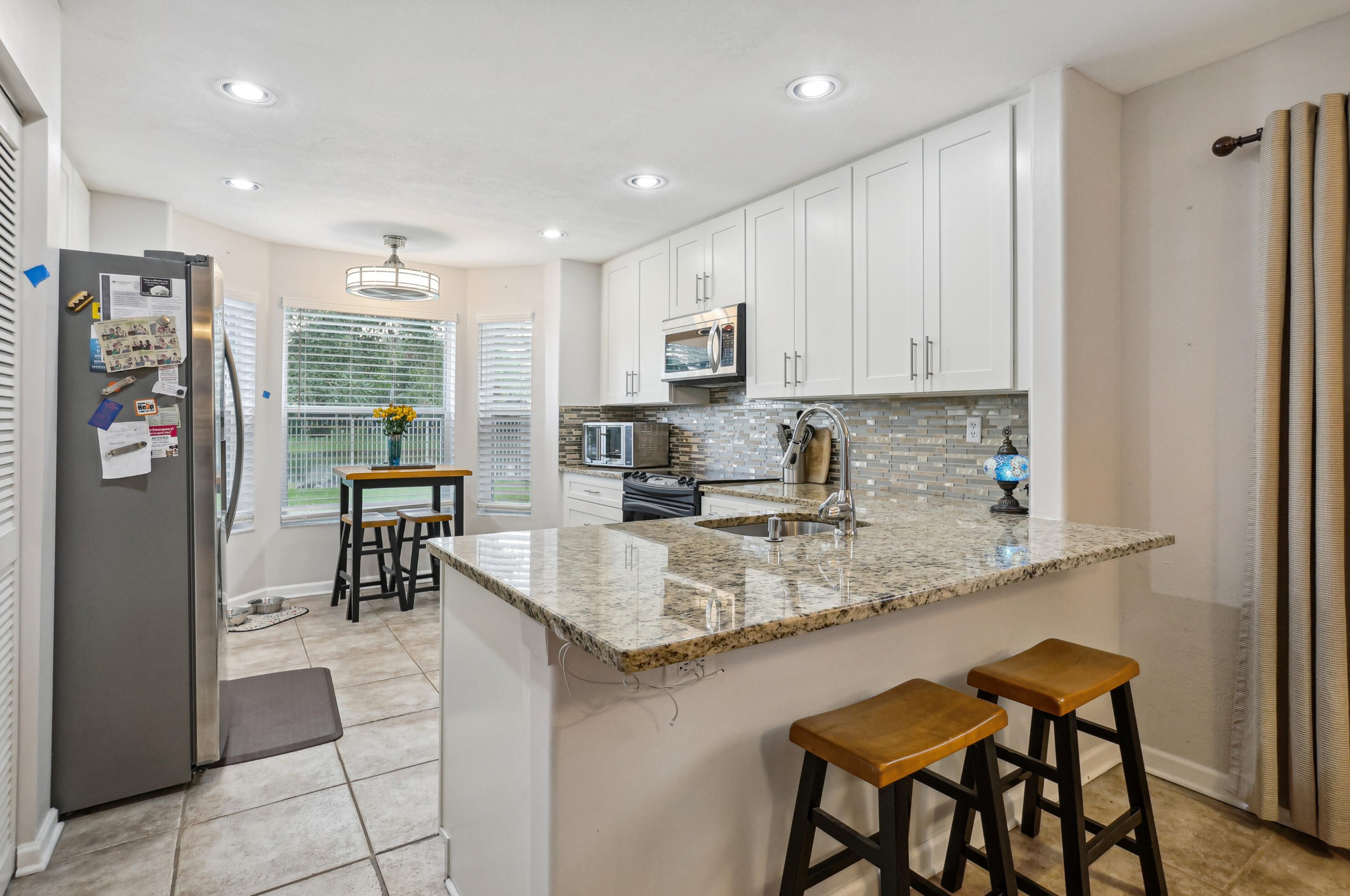 6006 Las Colinas Cir, Lake Worth FL 33463-6560 exterior