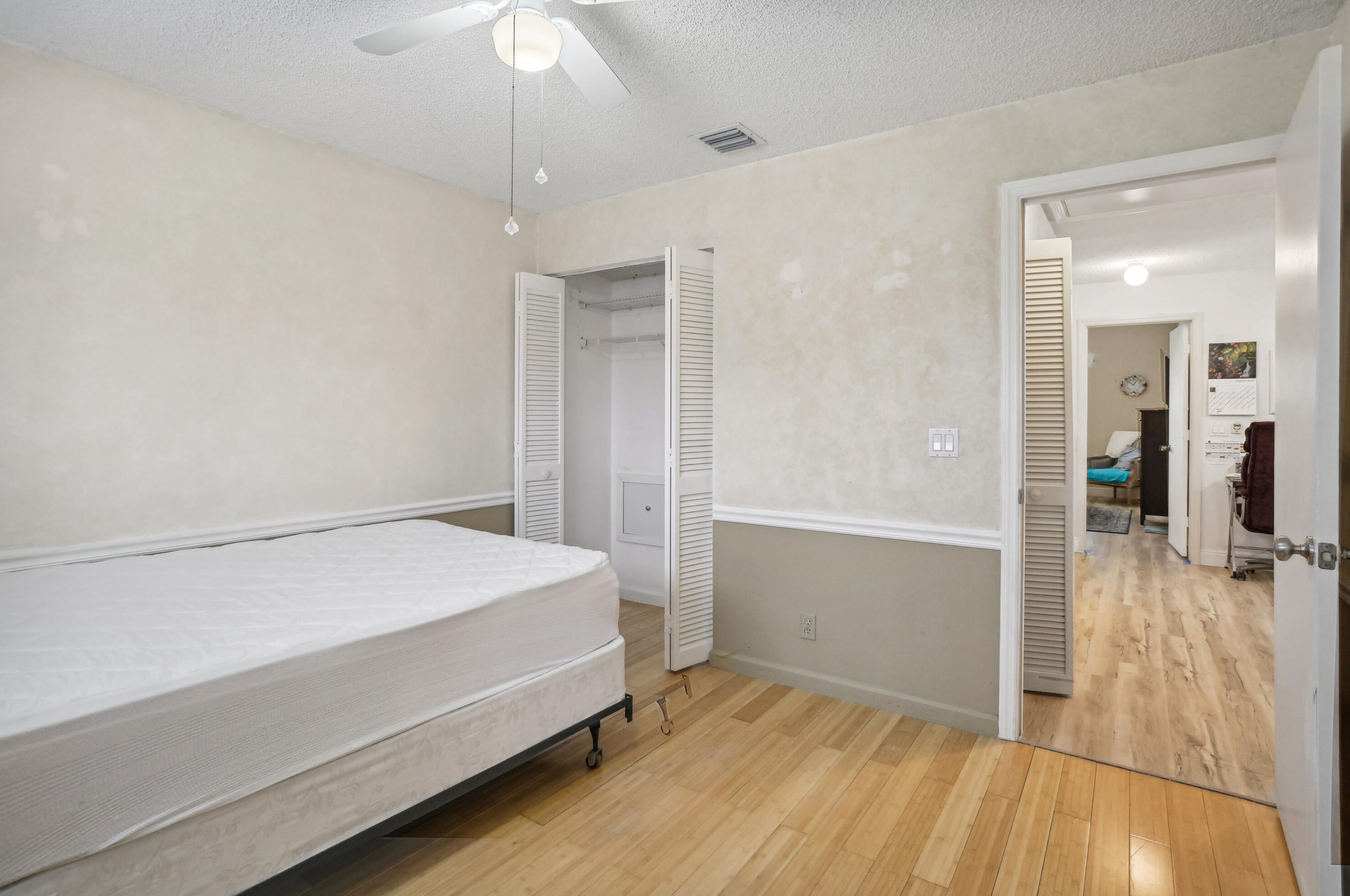 6006 Las Colinas Cir, Lake Worth FL 33463-6560 exterior