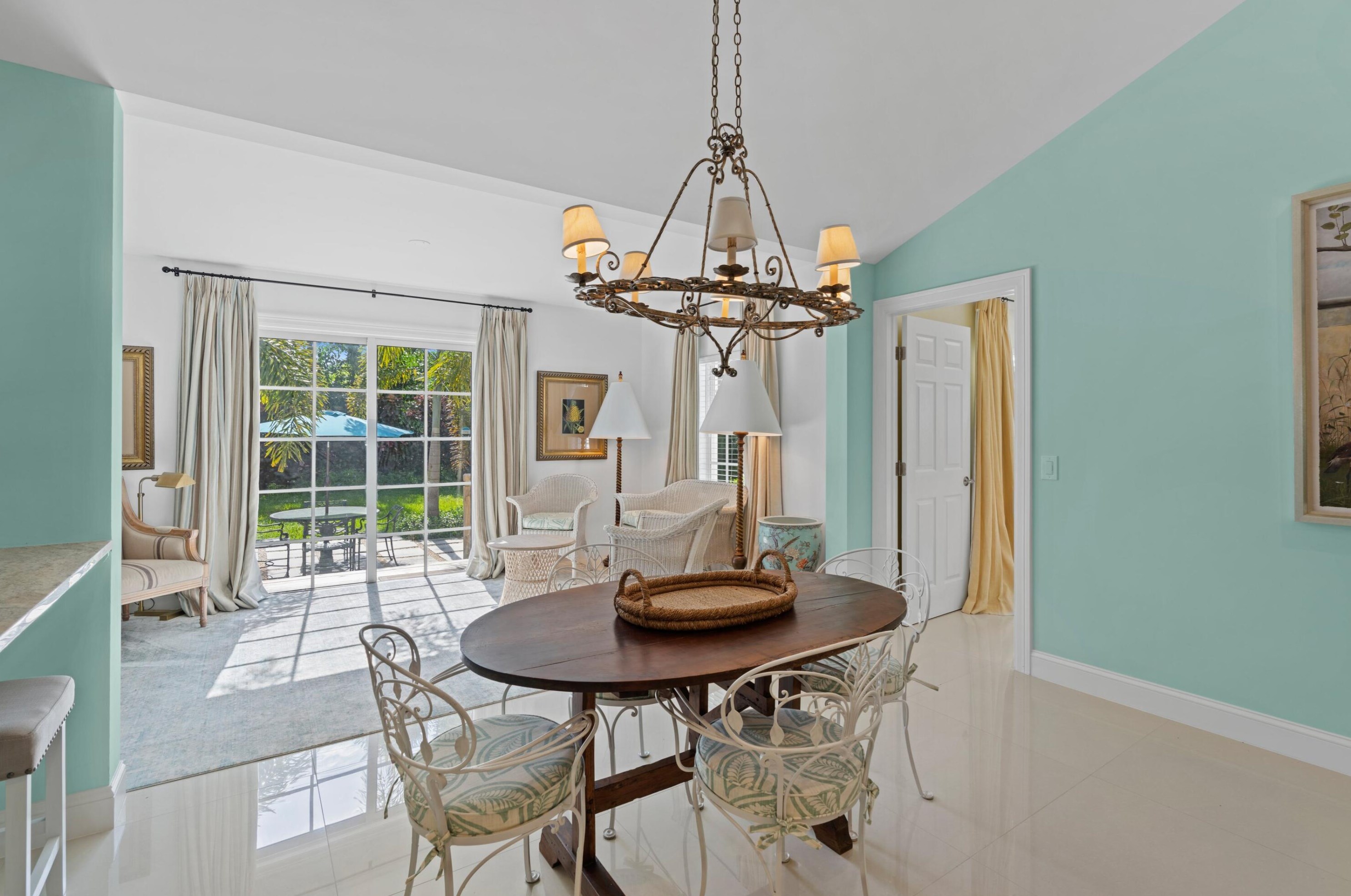 312 Palmway, Lake Worth FL  33460-3519 exterior