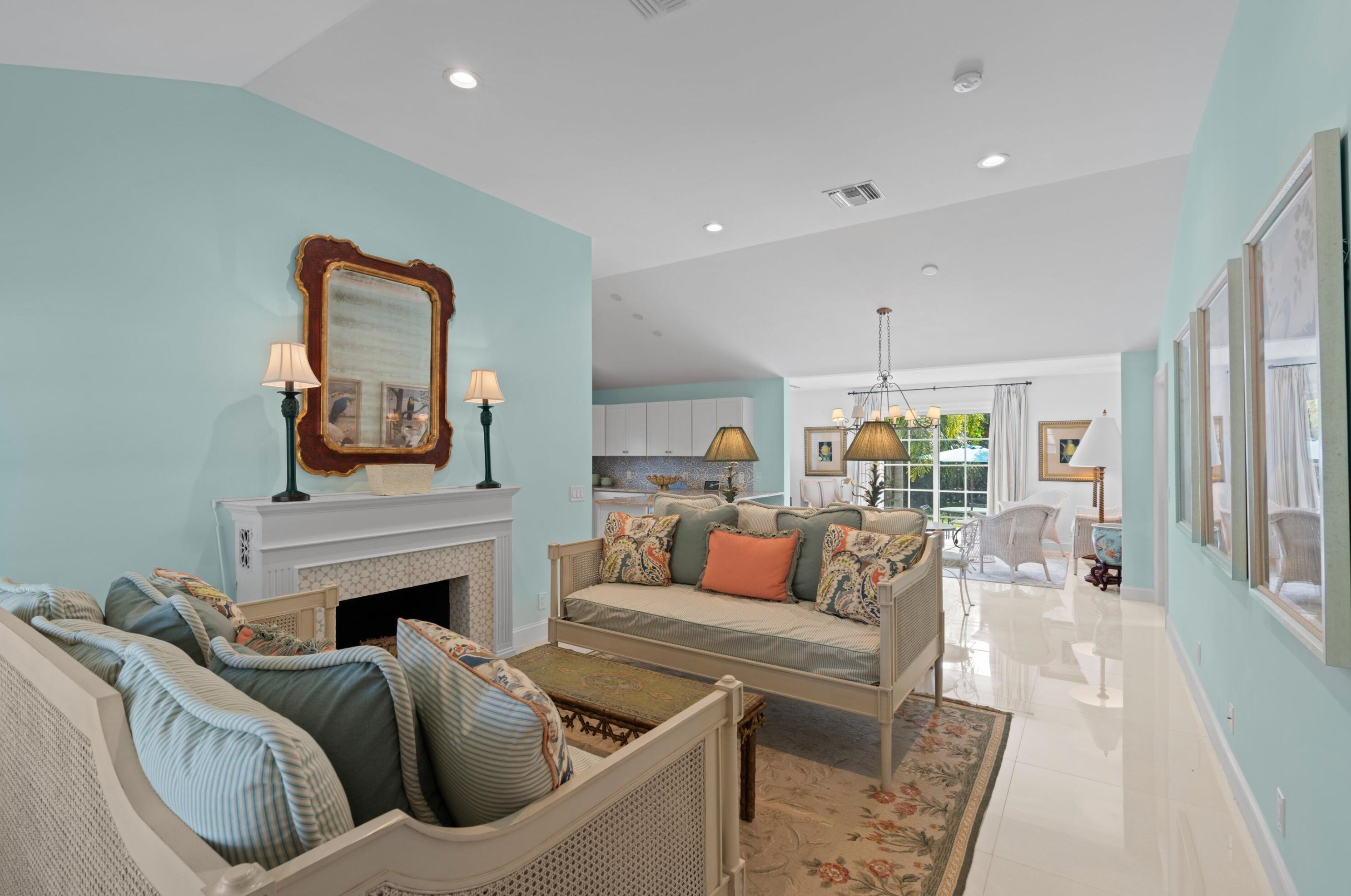 312 Palmway, Lake Worth FL  33460-3519 exterior